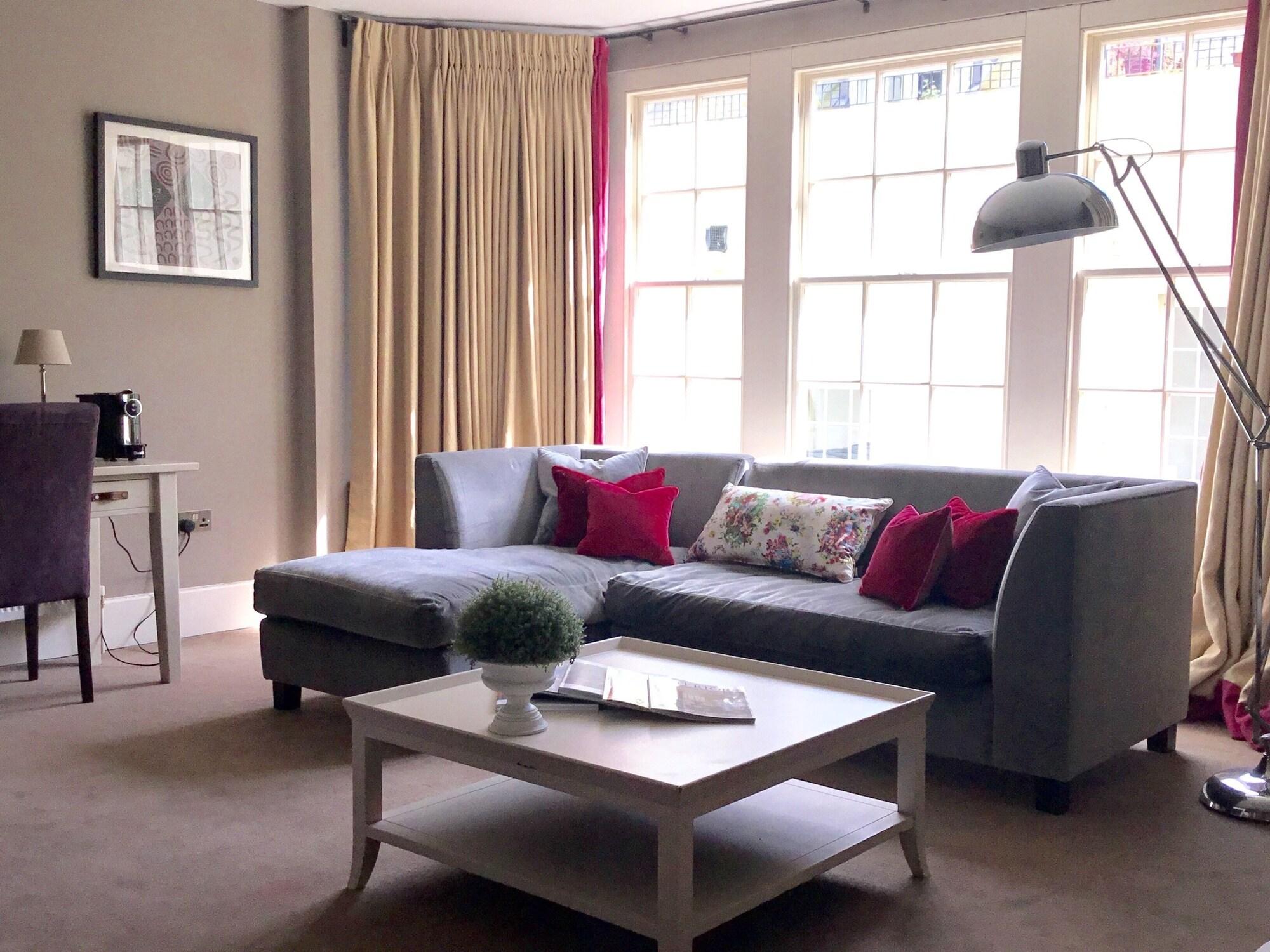 The Grosvenor Arms by null