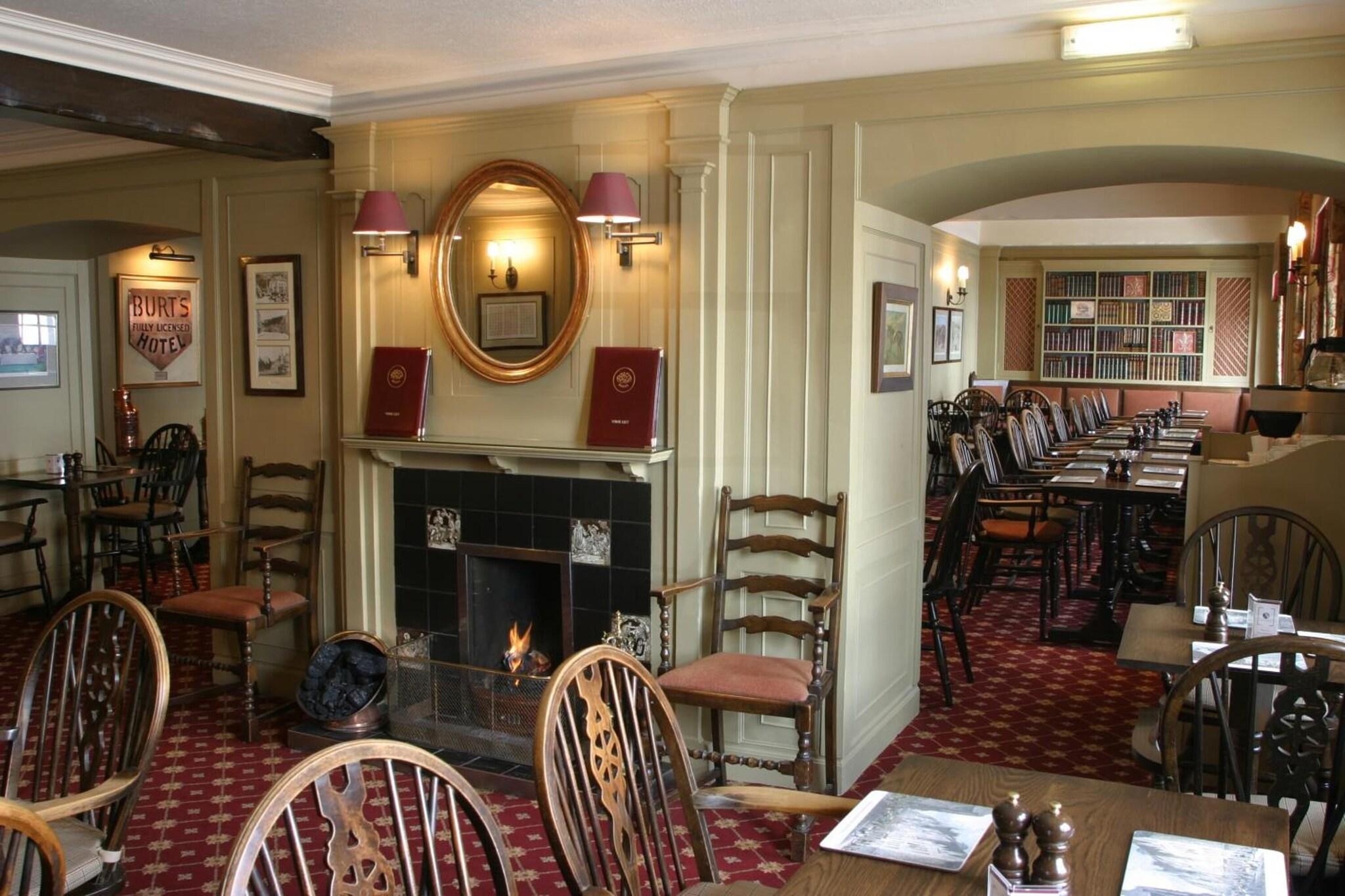 Burts Hotel by null