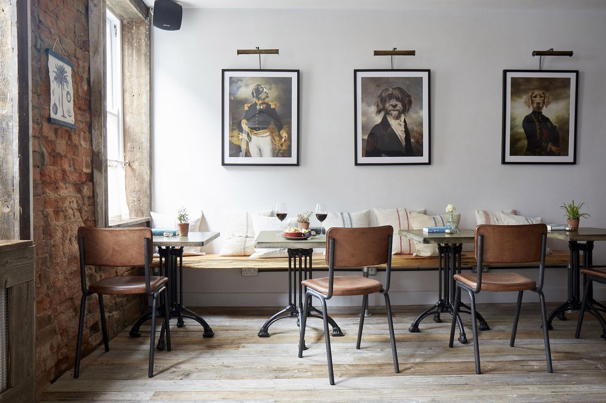 Artist Residence Boutique Guesthouse