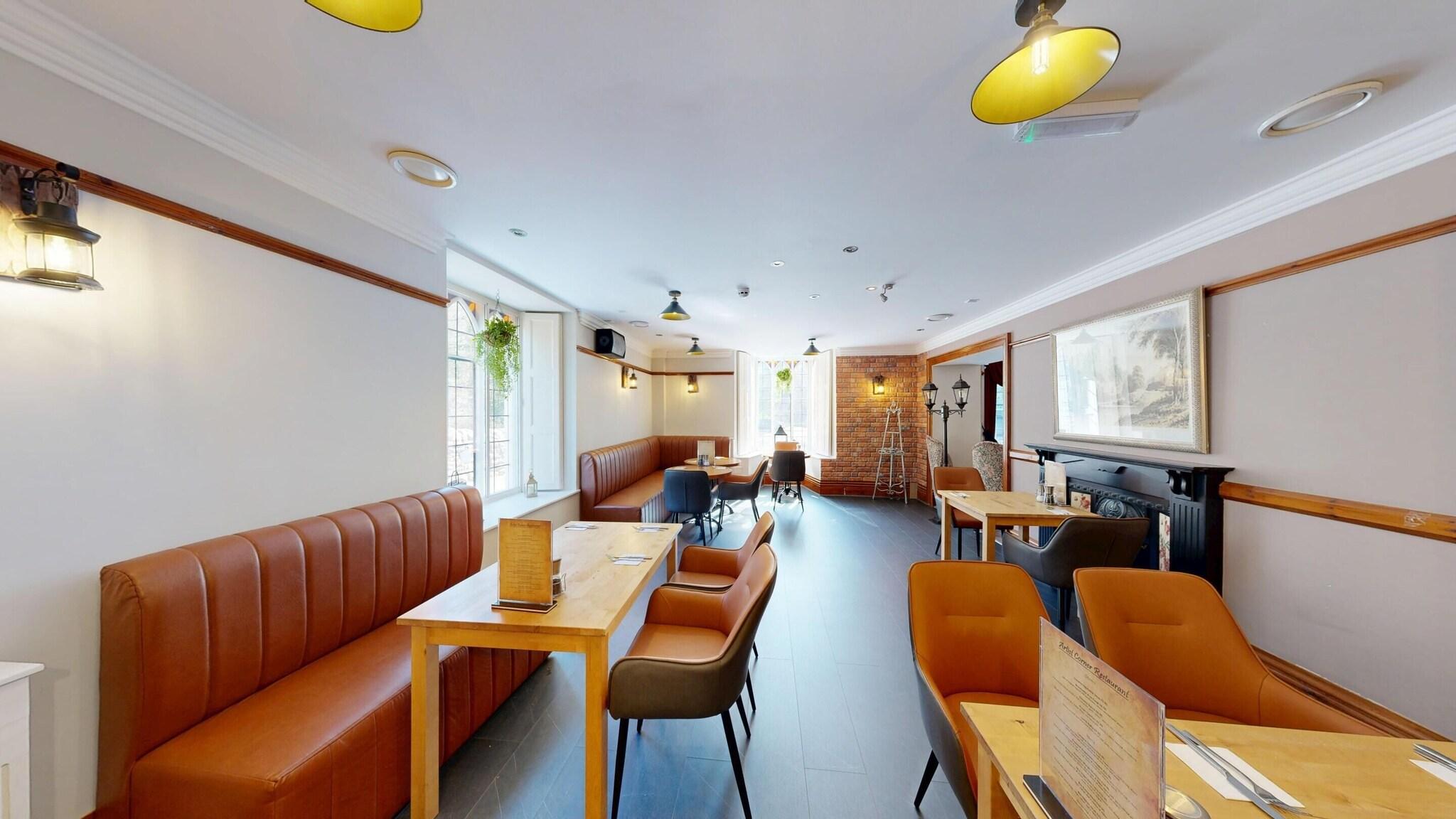 High Tor Hotel