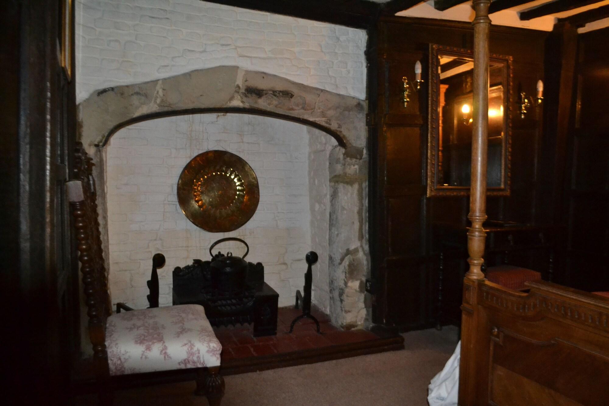 The Mermaid Inn by null