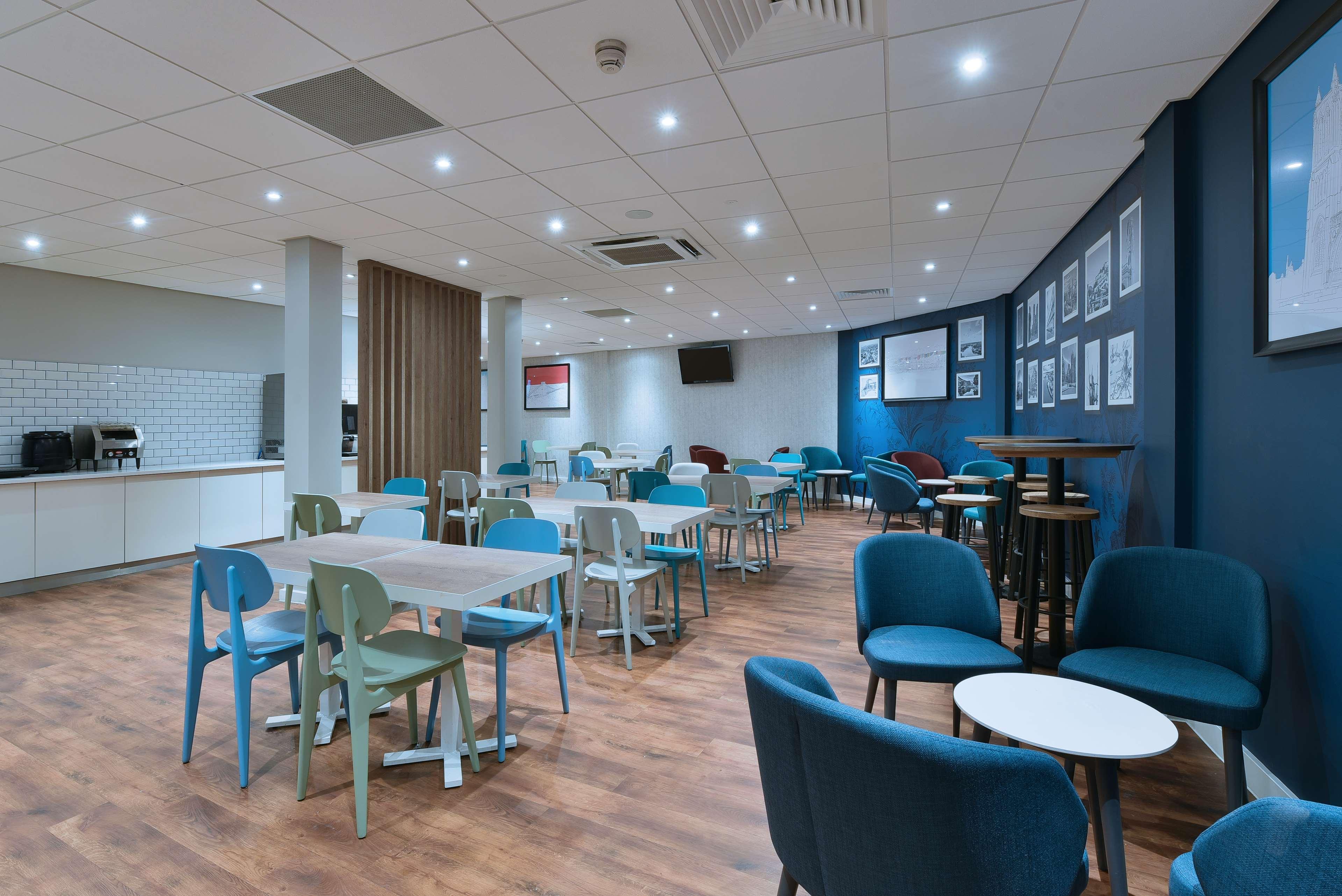 Travelodge Bristol Mitchell Lane