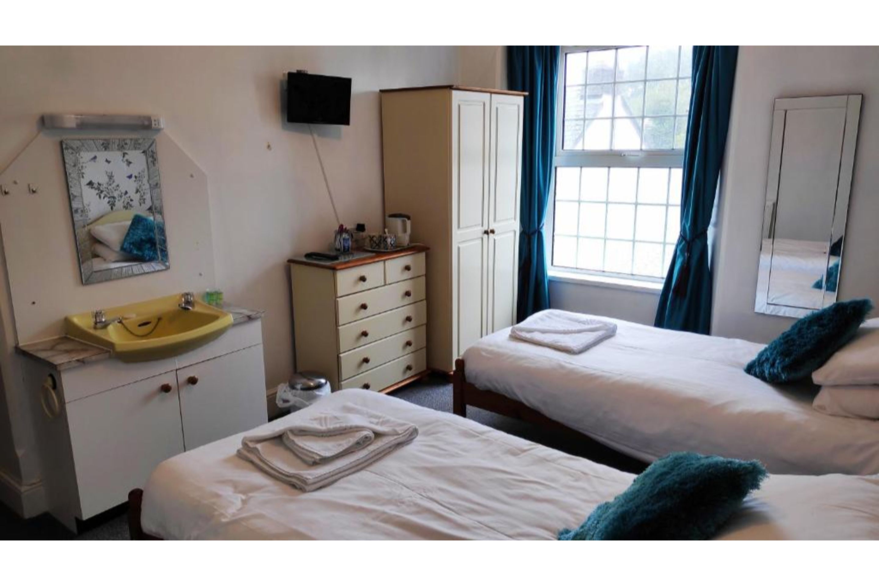 Twin room