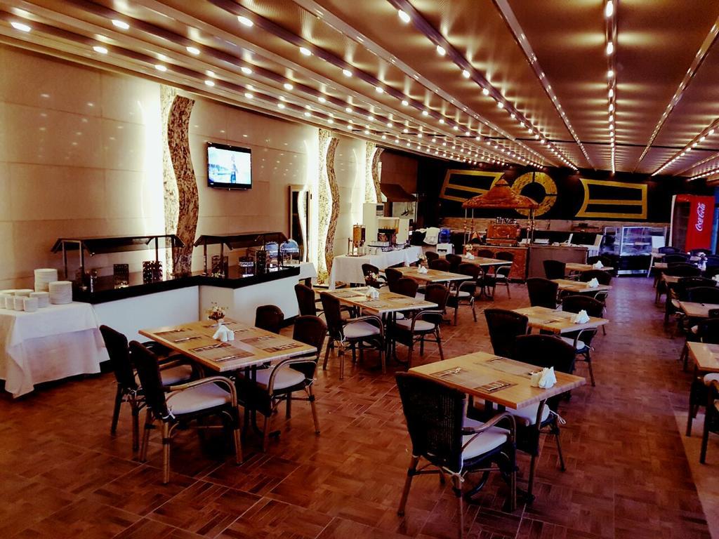 City Live Hotel - Poză