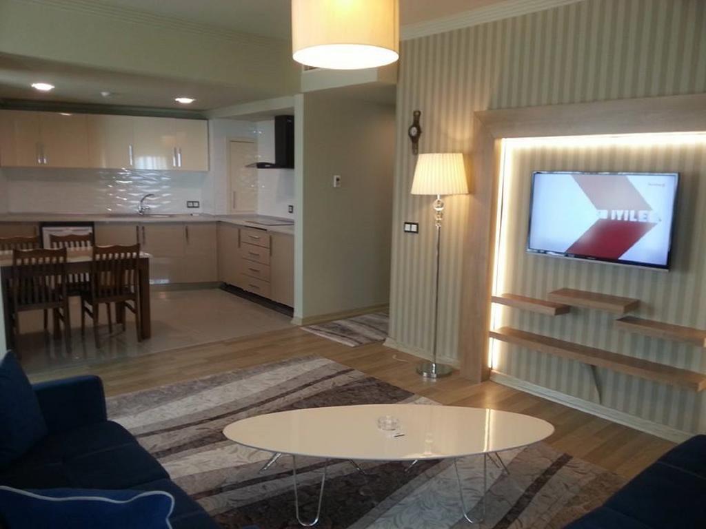 City Live Hotel - Poză