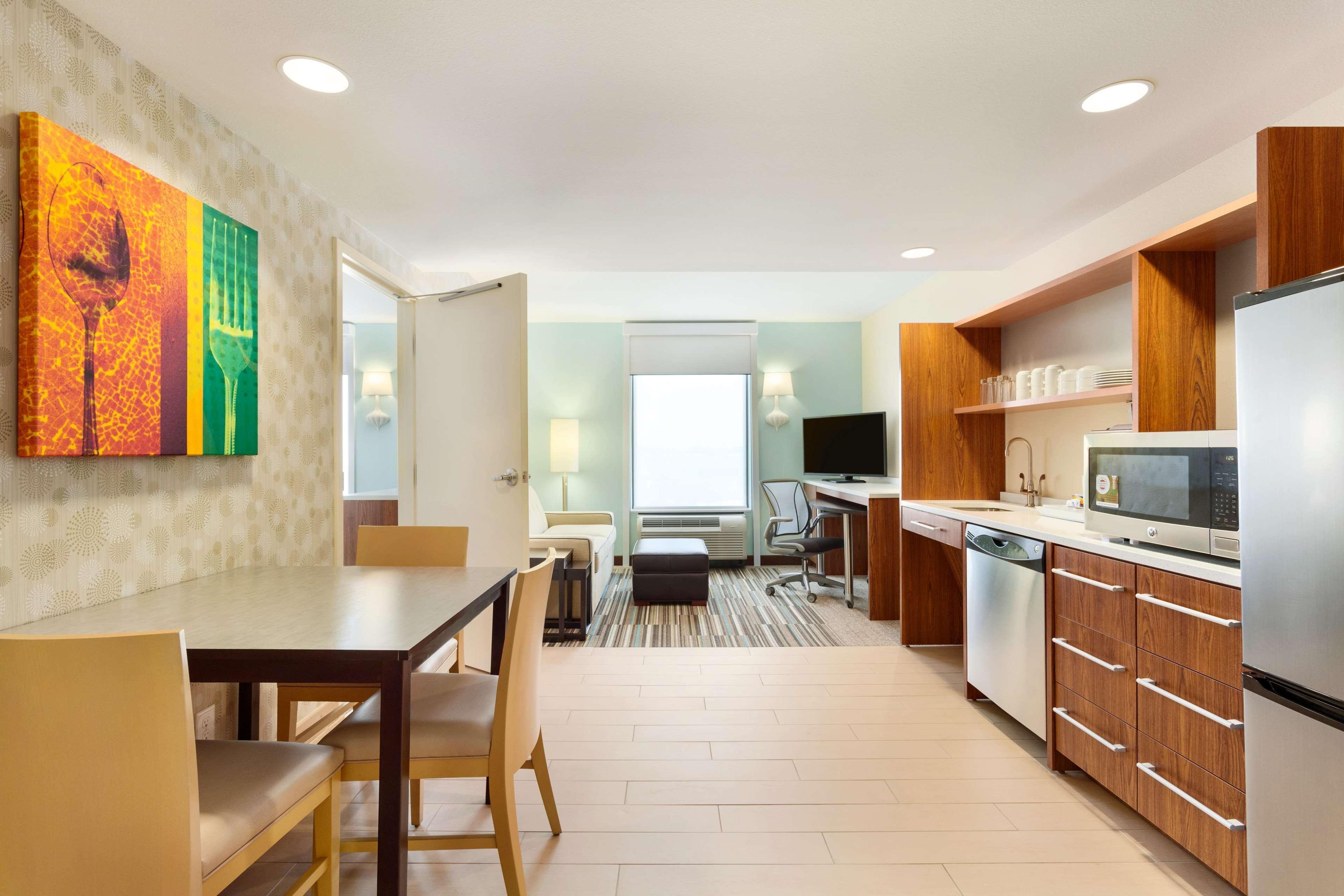 Home2 Suites By Hilton Fargo