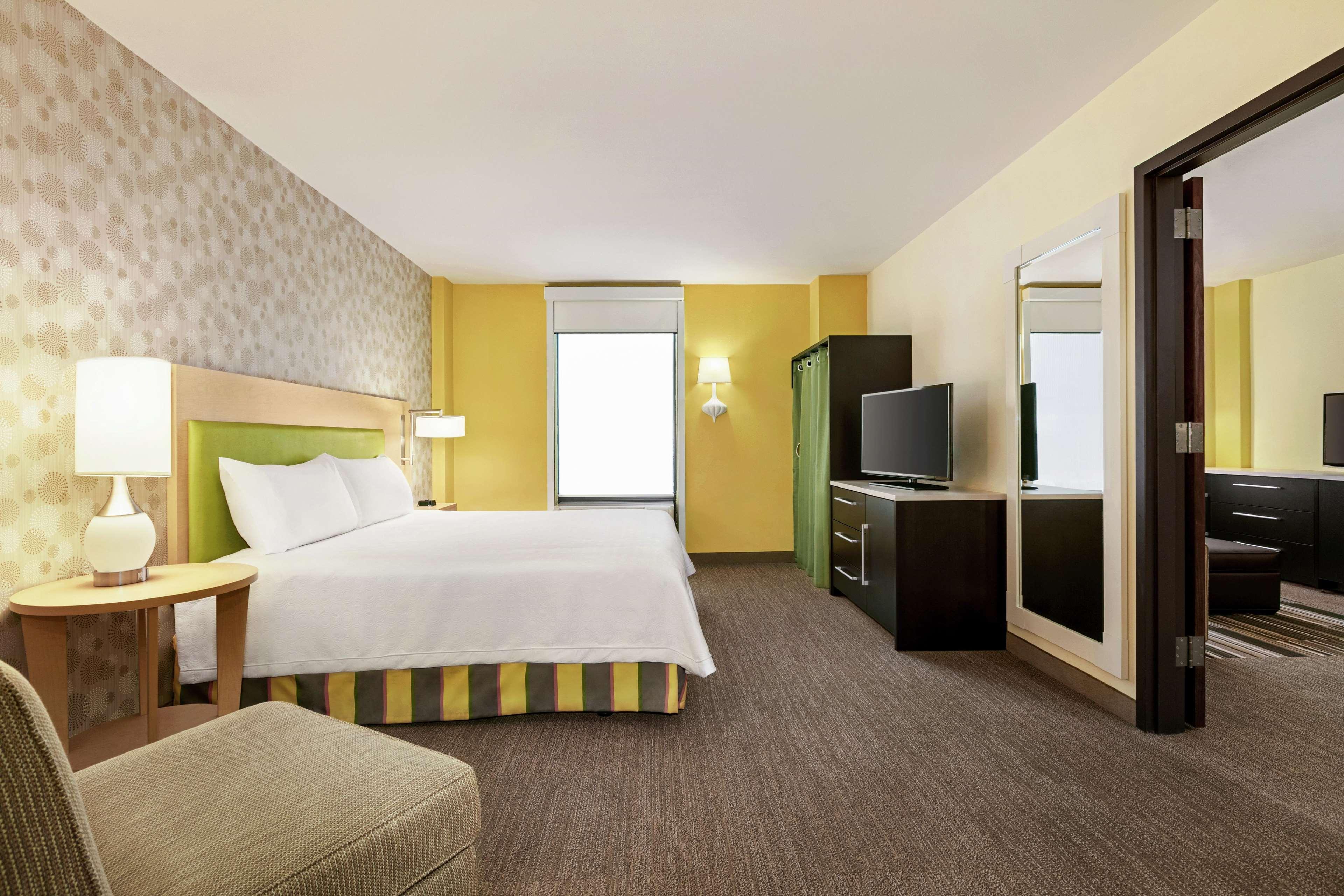 Home2 Suites New York Long Island City/Manhattan