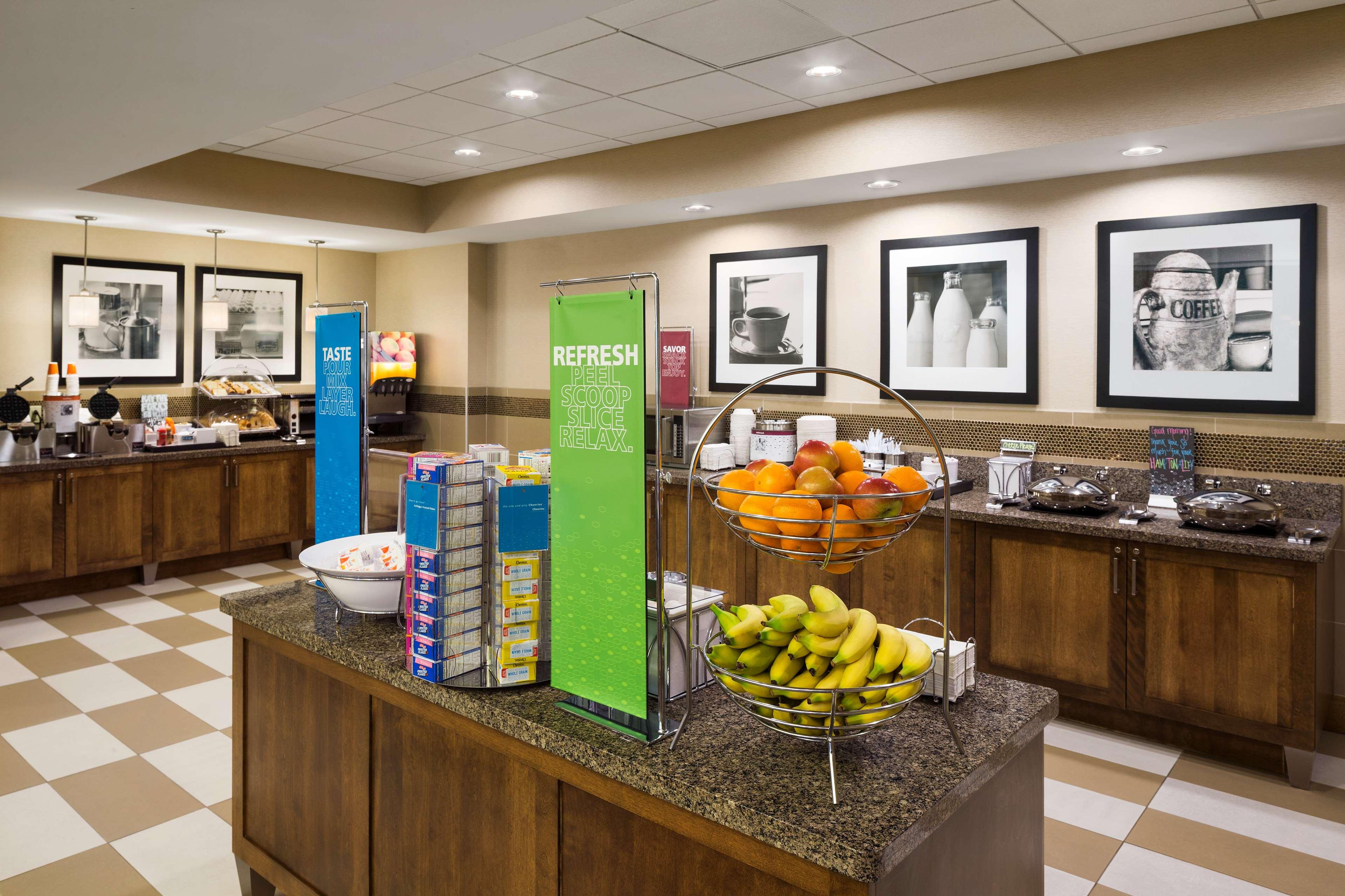 Hampton Inn & Suites Clayton/St. Louis-Galleria MO