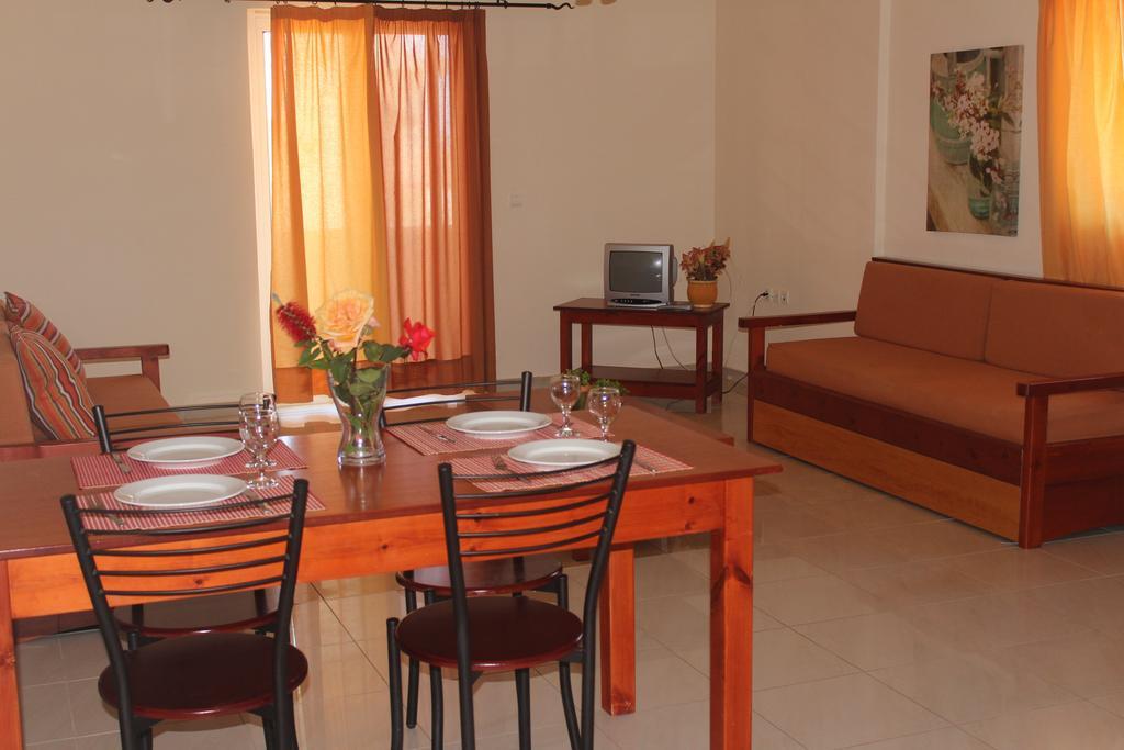 Dimitra & Evdokia Hotel