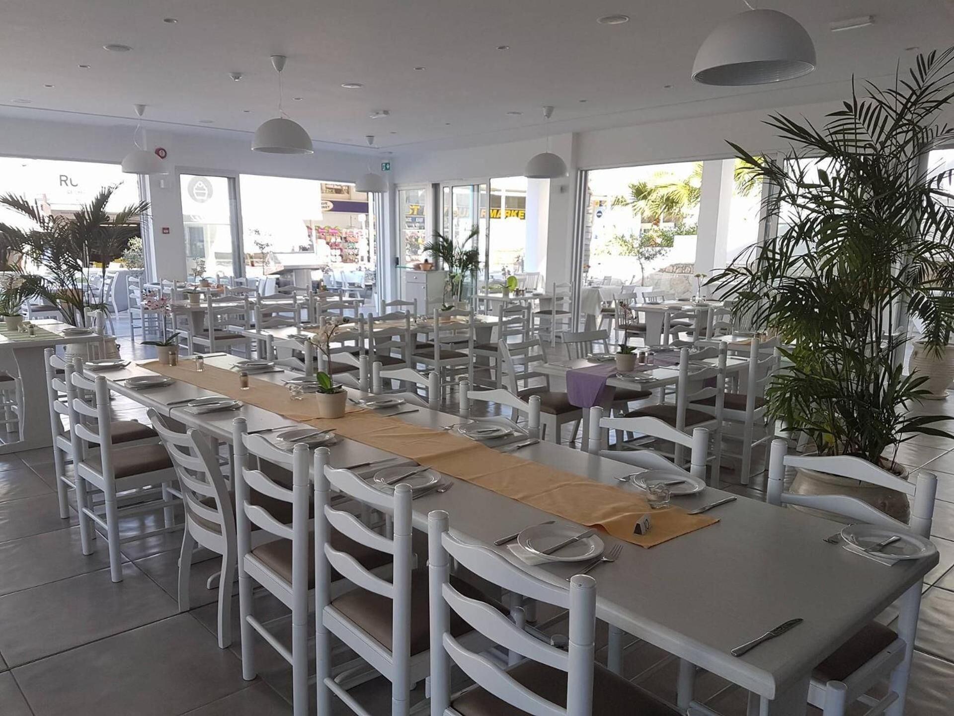 Melini Hotel Suites