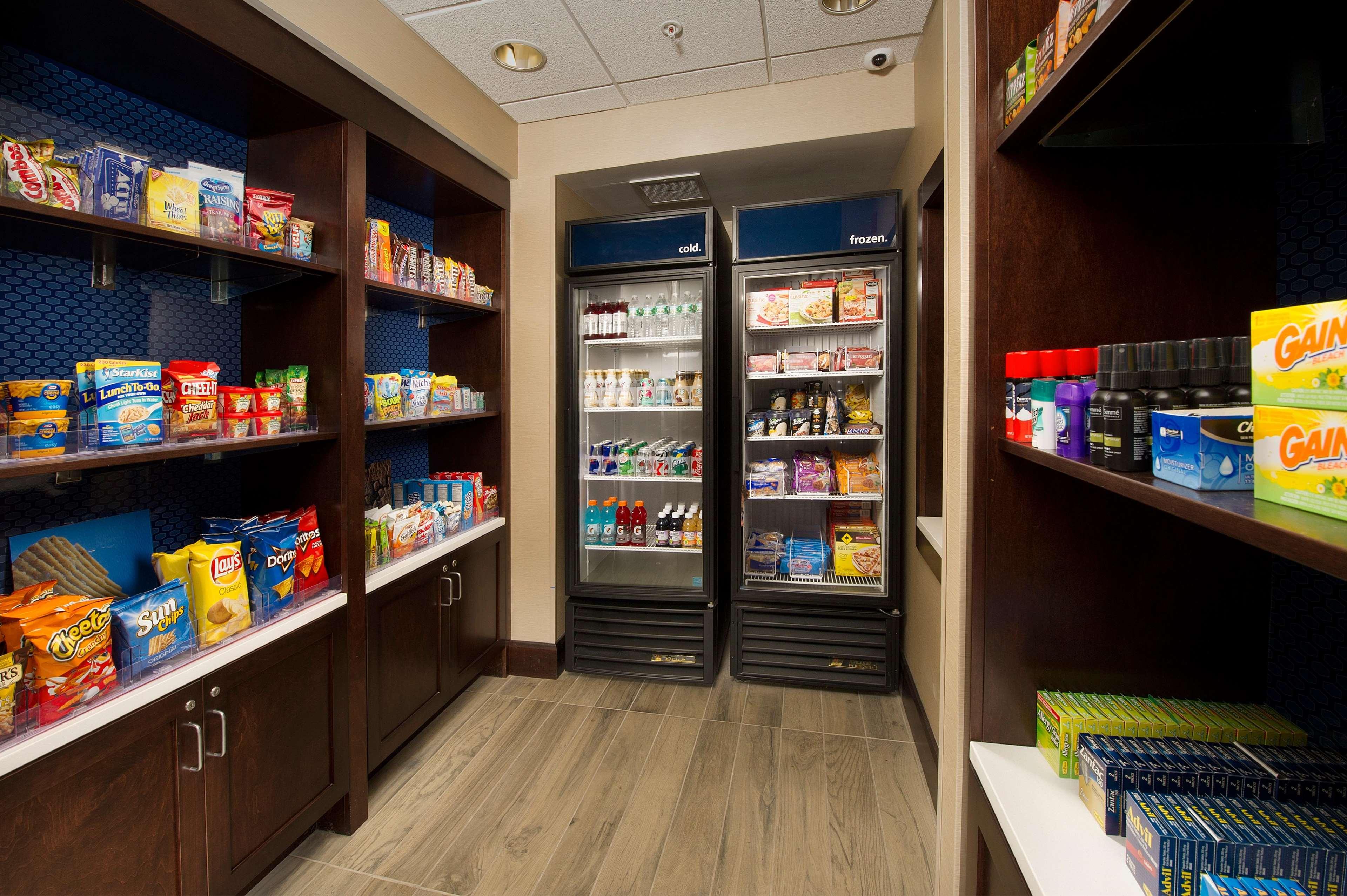 Hampton Inn And Suites Baltimore/Woodlawn