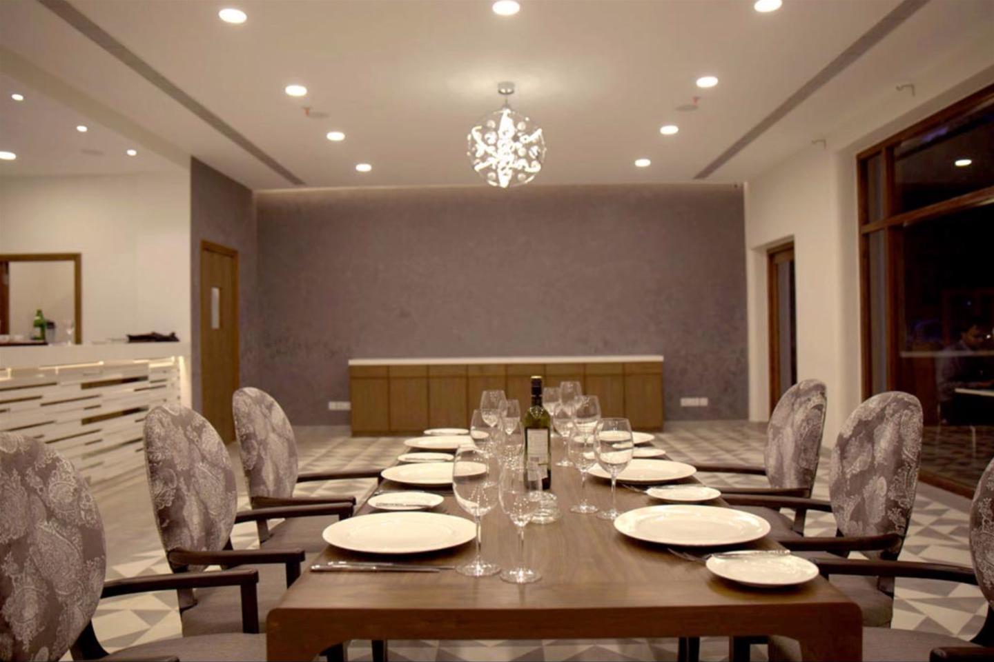 Acron Waterfront Resort - photo