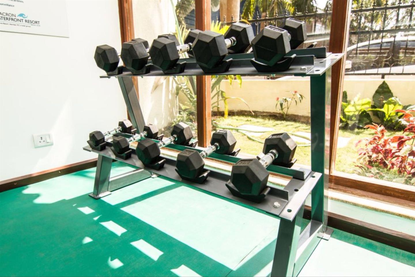 Acron Waterfront Resort - photo