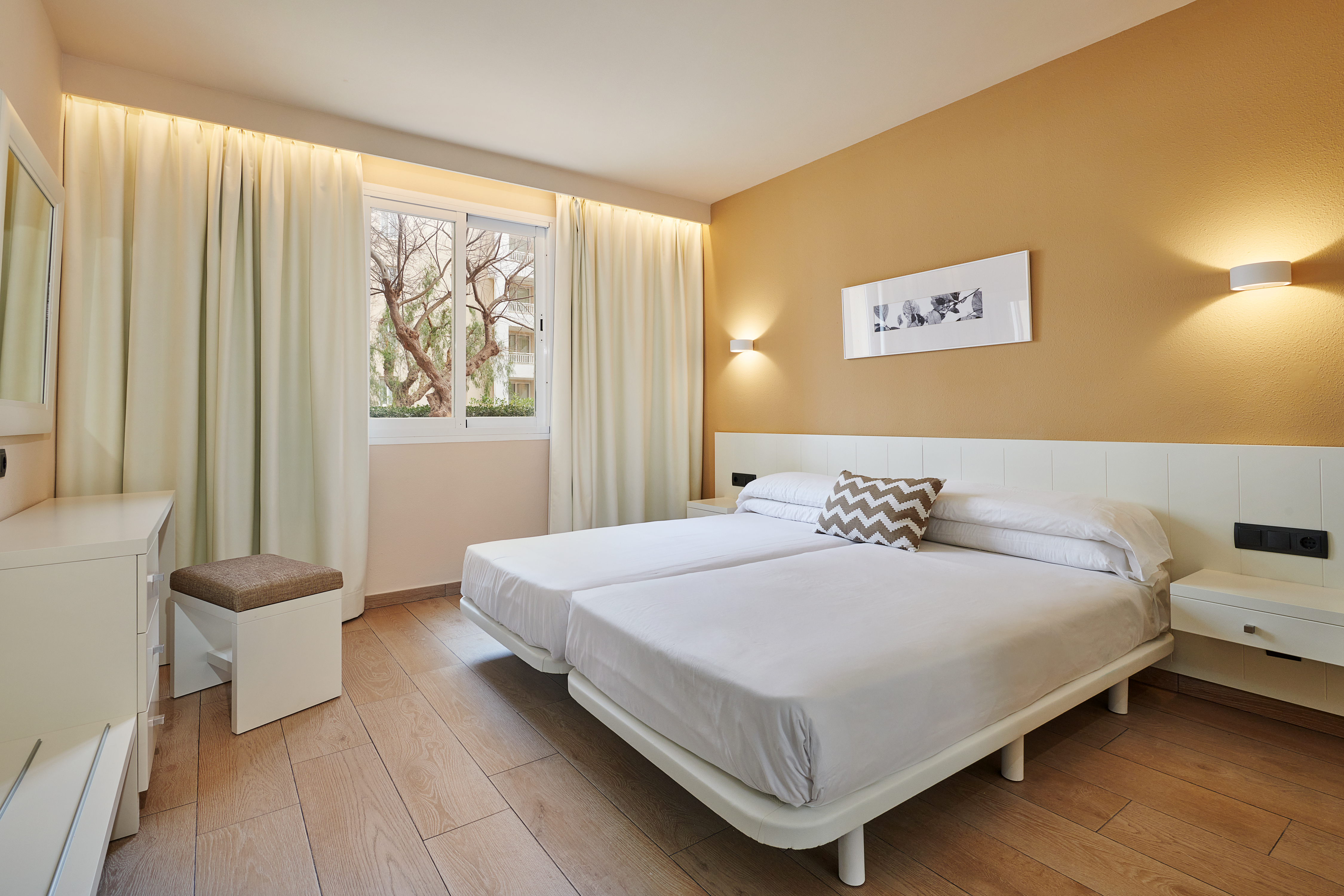 Protur Badia Park Aparthotel