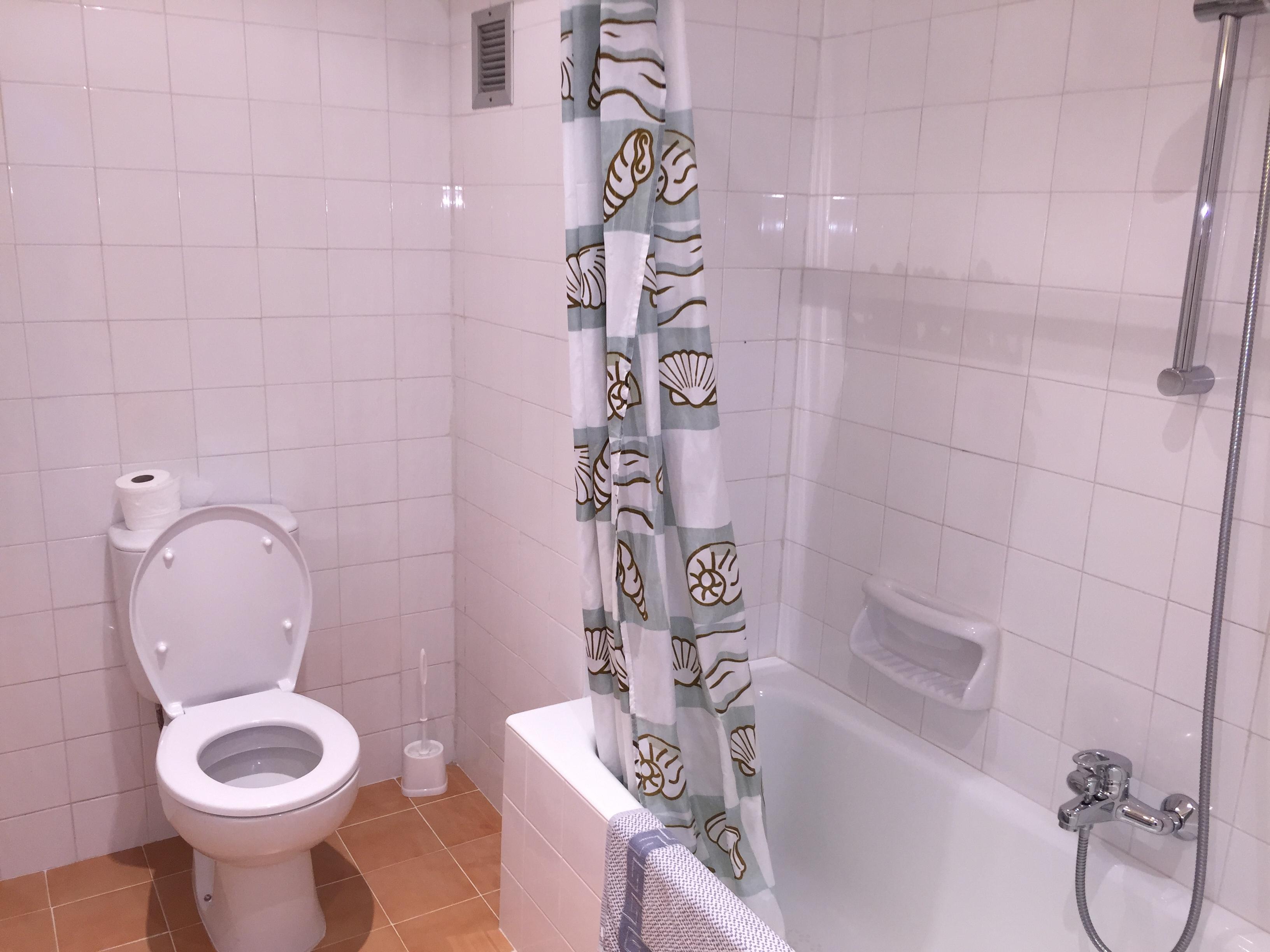 Axiothea Hotel by null