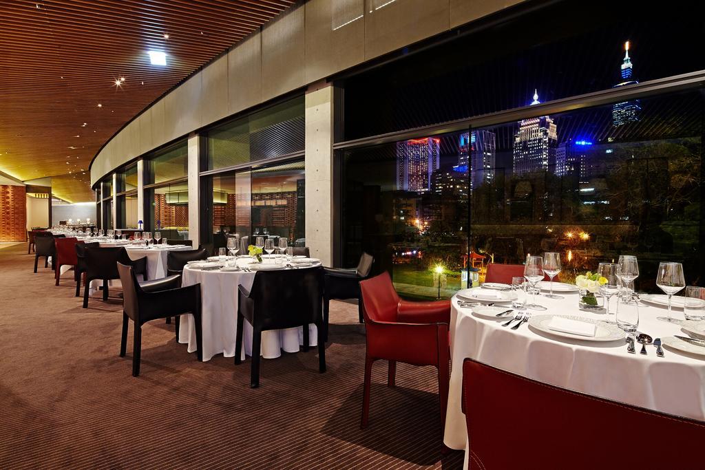 Eslite Hotel by null