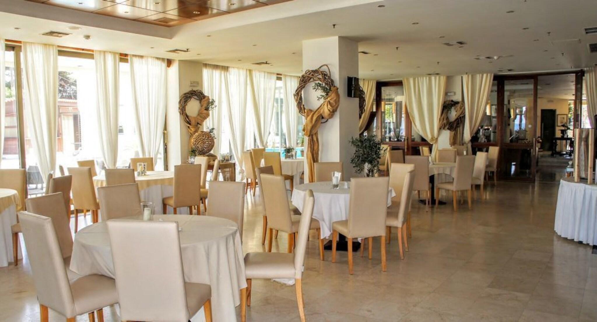 Mati Hotel