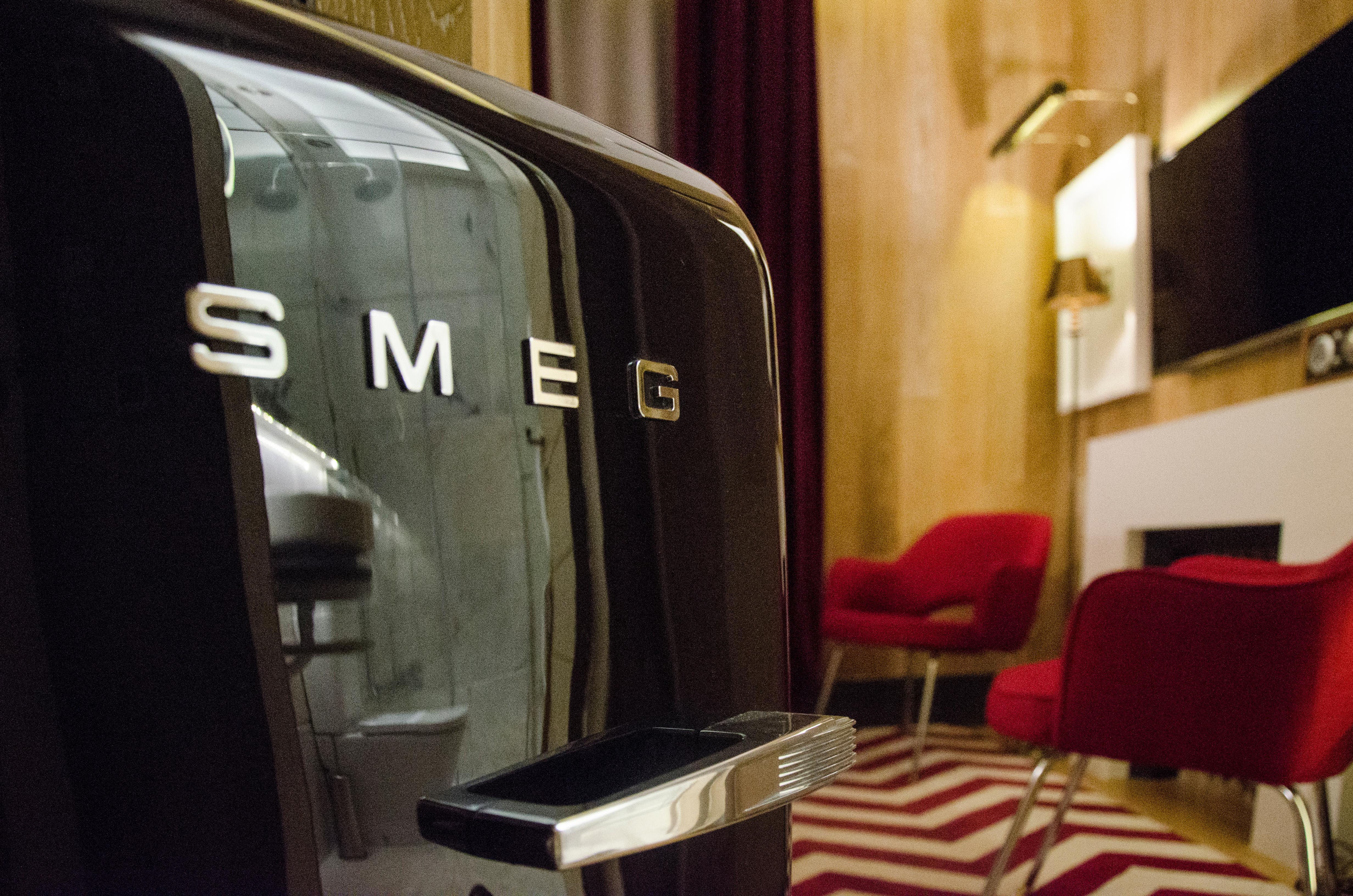 Browns Central Hotel - фото