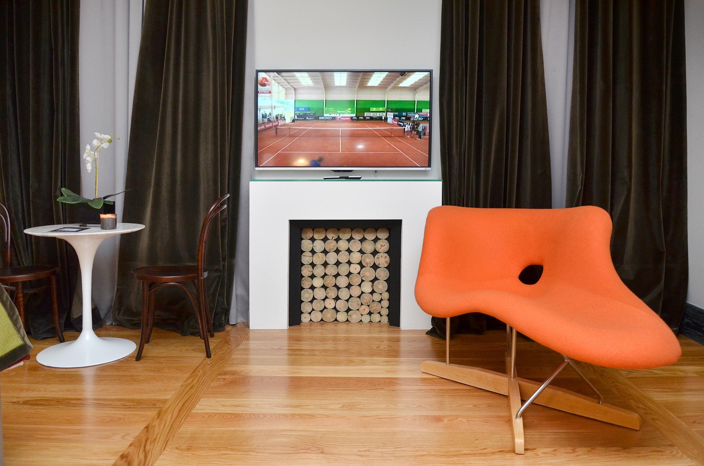 Browns Central Hotel - фото