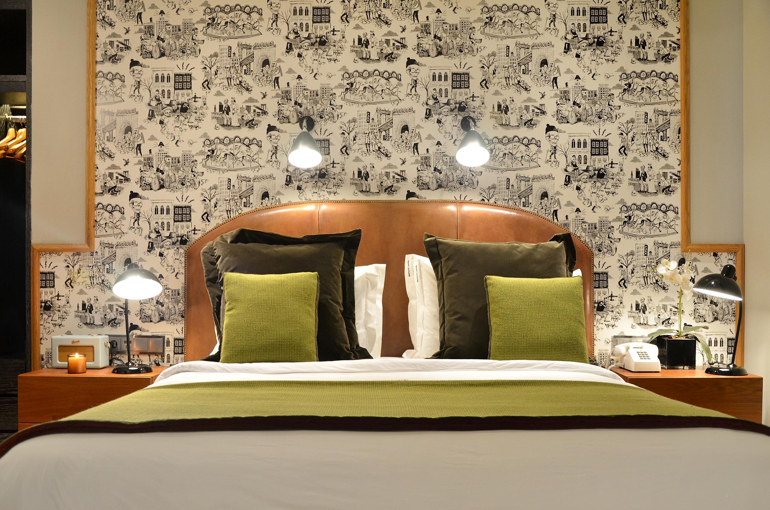 Brown's Central Hotel by null