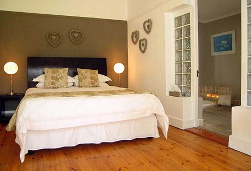 Ballinderry - The Robertson Guest House by null