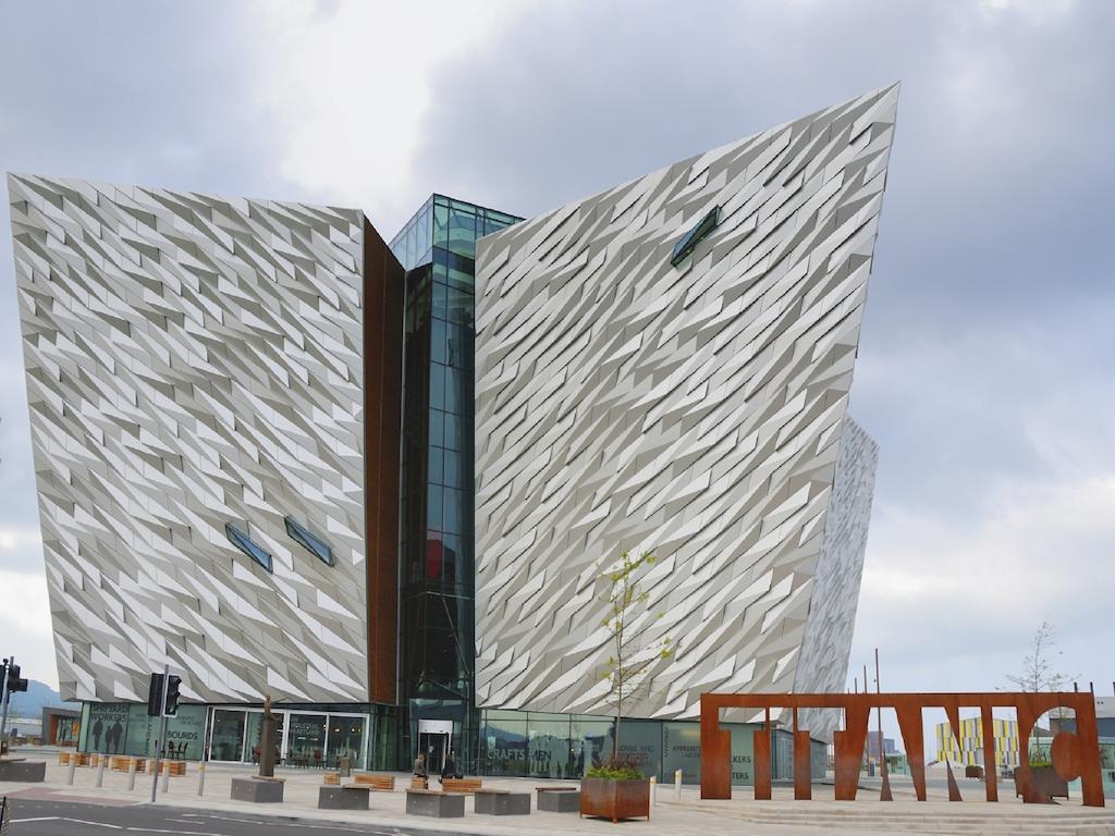 Dream Apartments Obel Tower Belfast