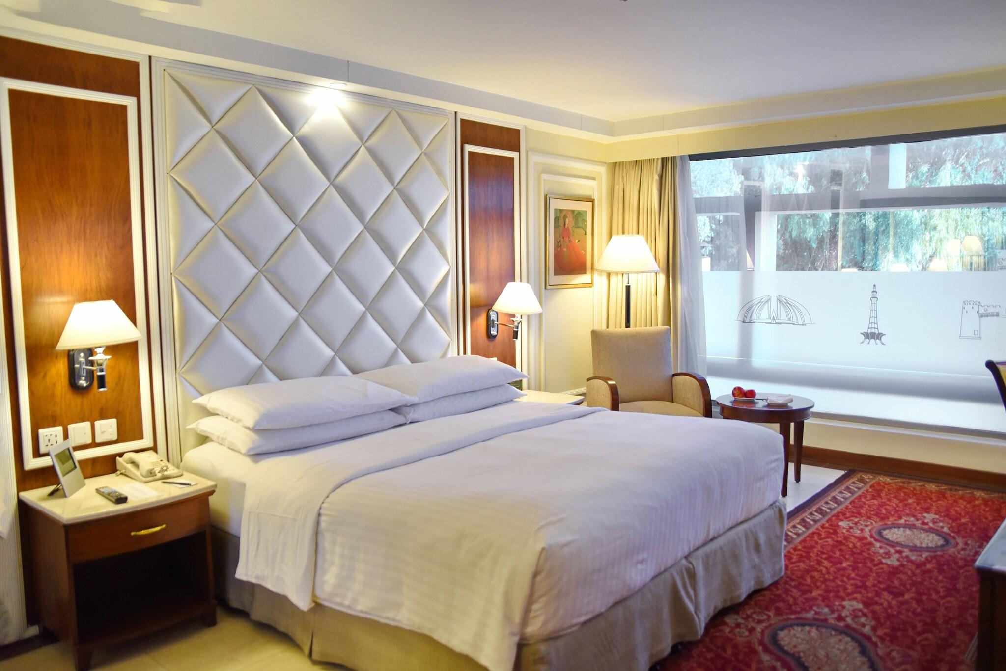 Islamabad Marriott Hotel by null