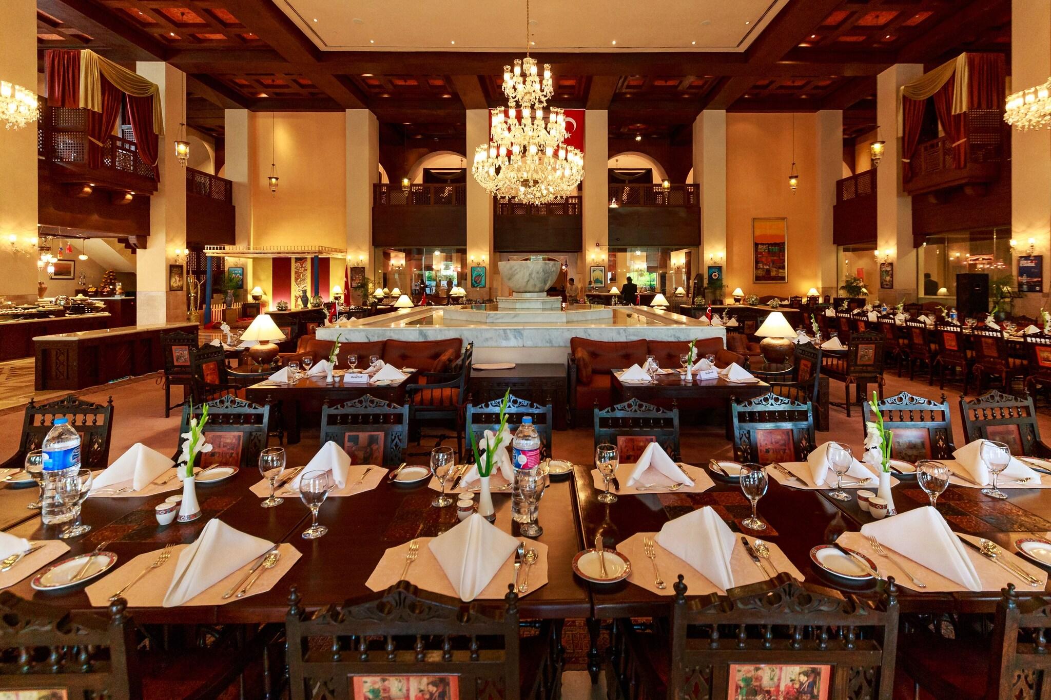 Serena Hotel by null