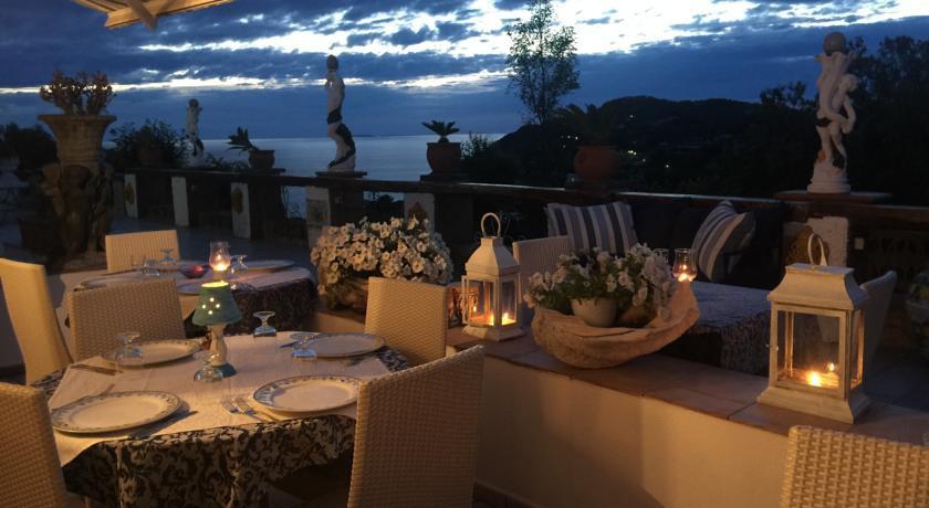 Villa Neptunus Ischia - Rooms & Apartments