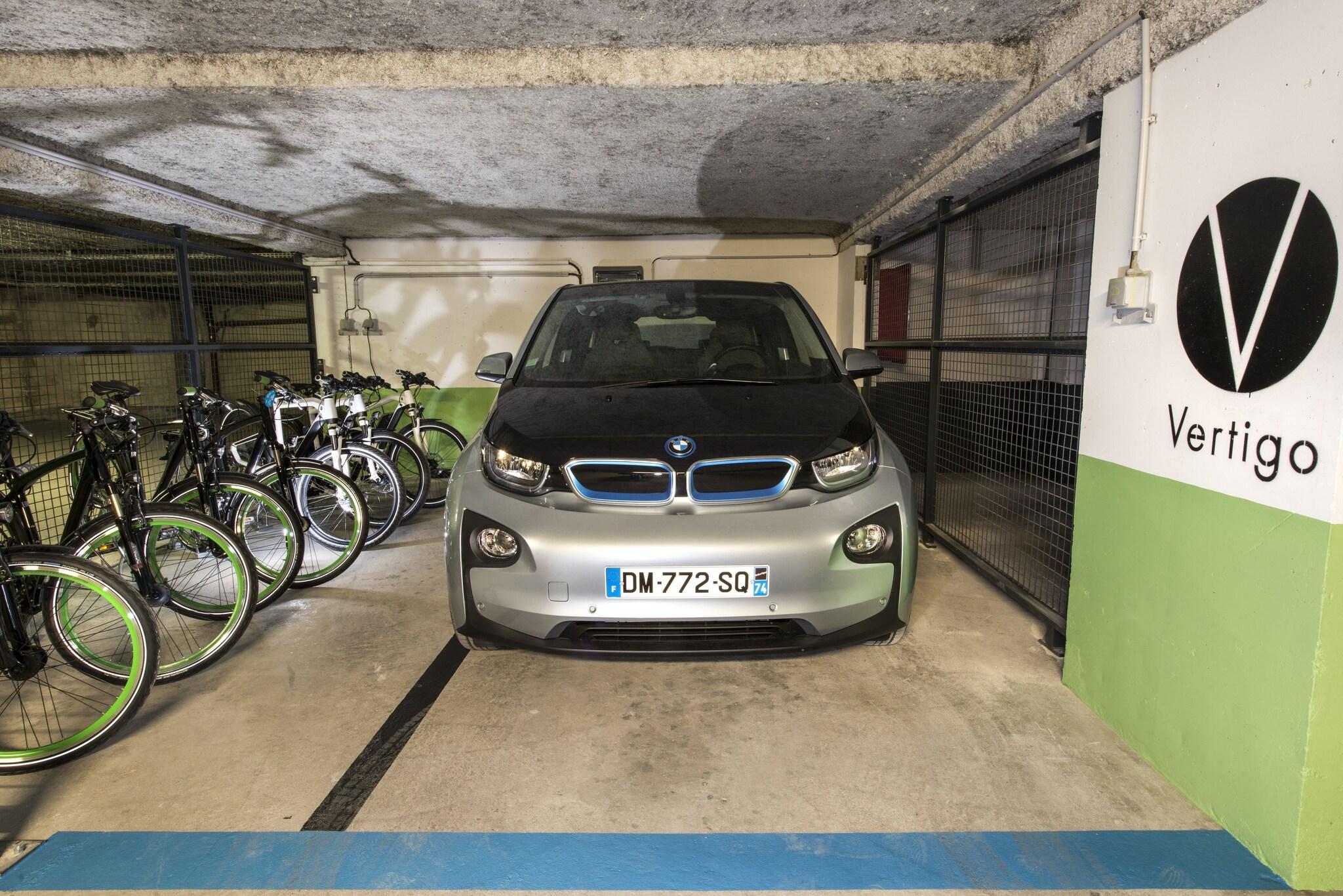 Vertigo Hotel by null