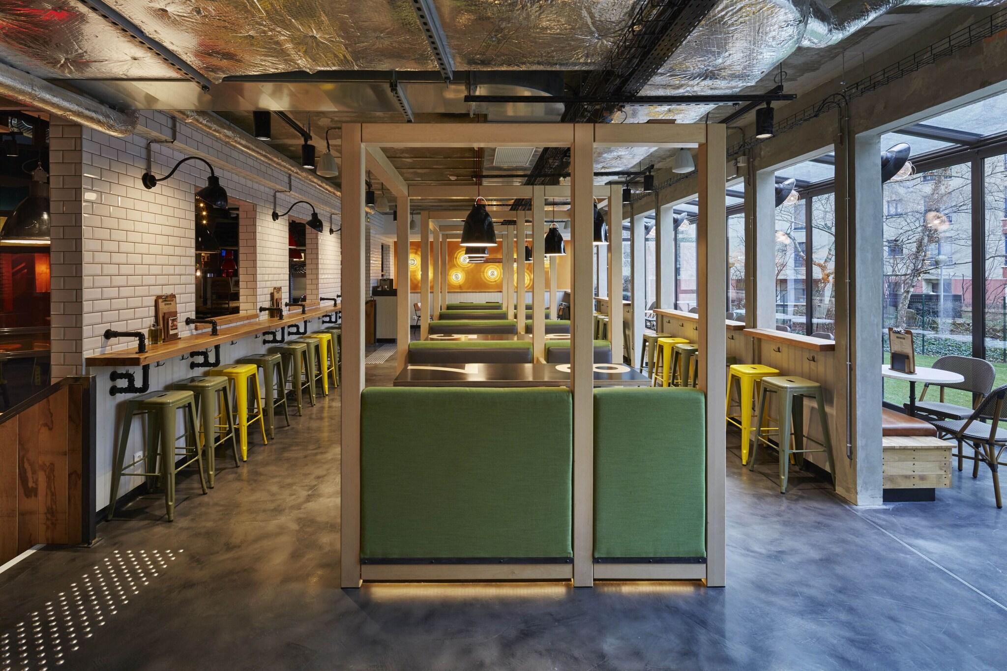 Generator Paris by null