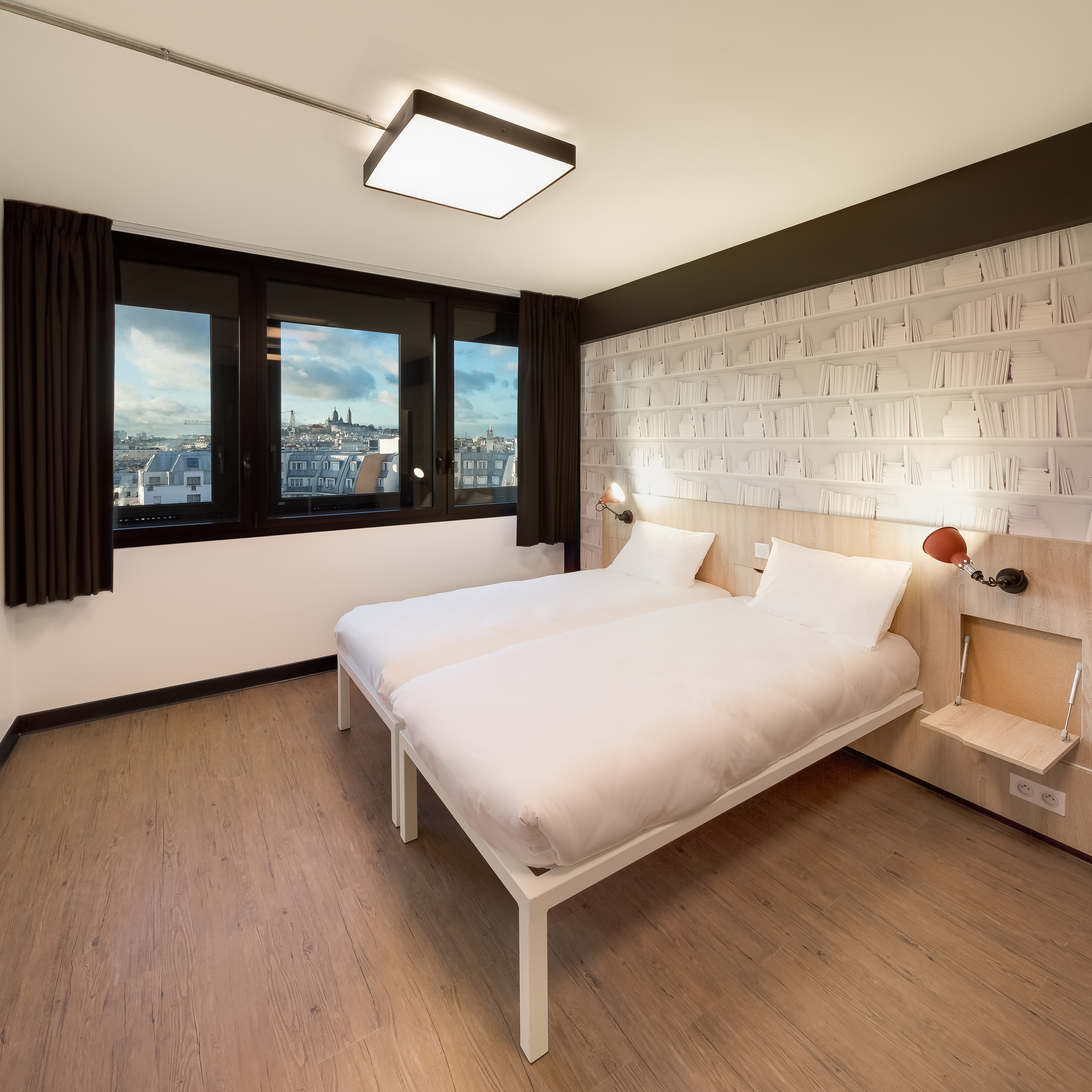 Generator Paris by null