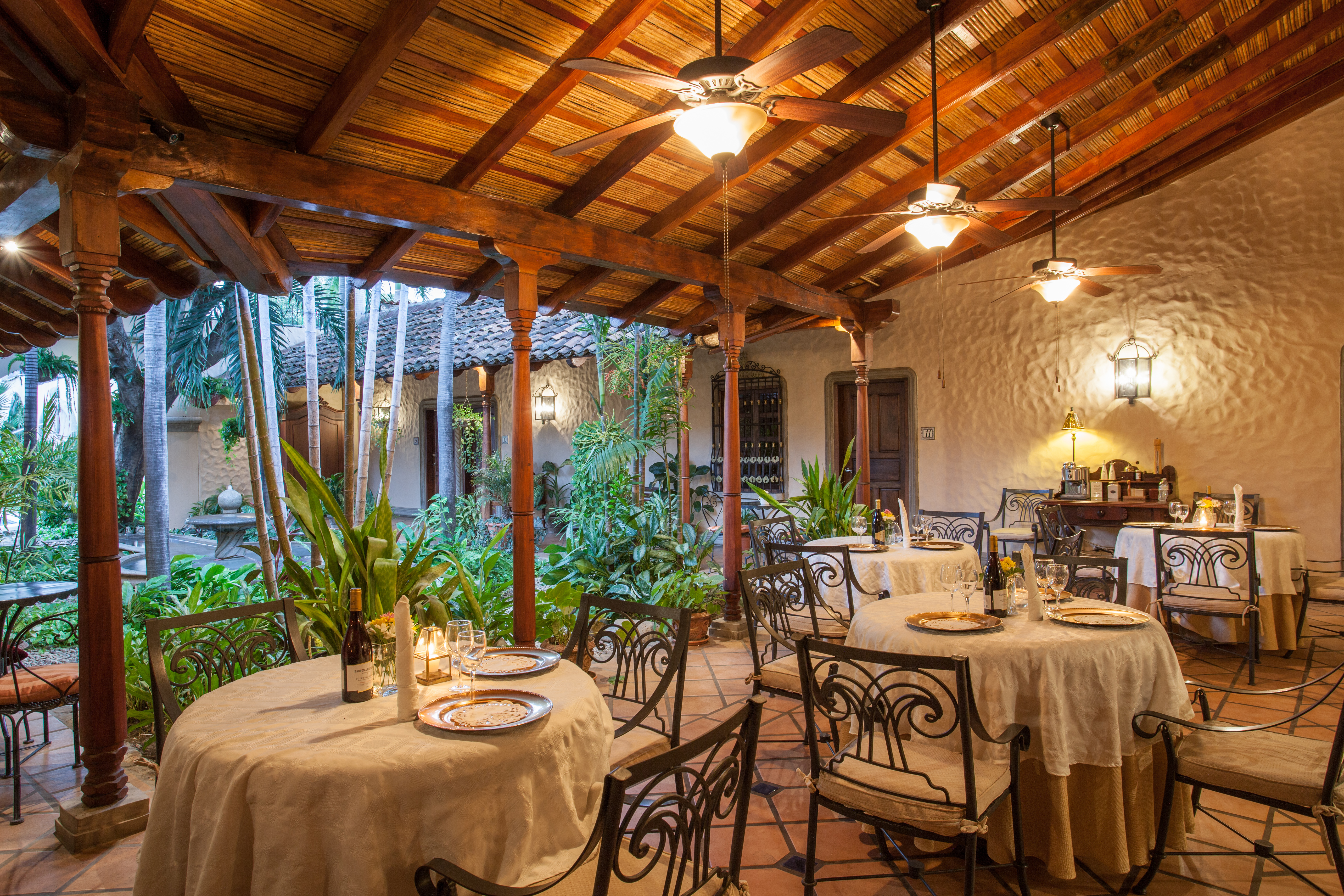 Hotel Los Robles