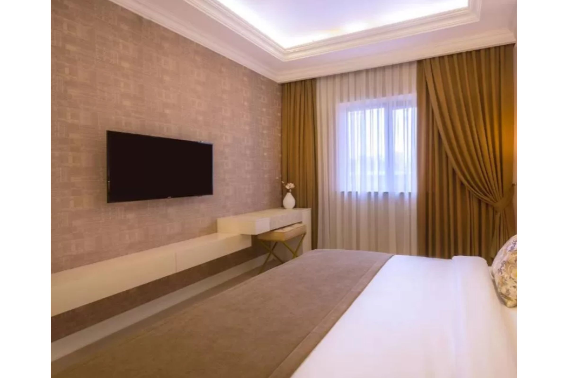 Paris Hotel Yerevan by null