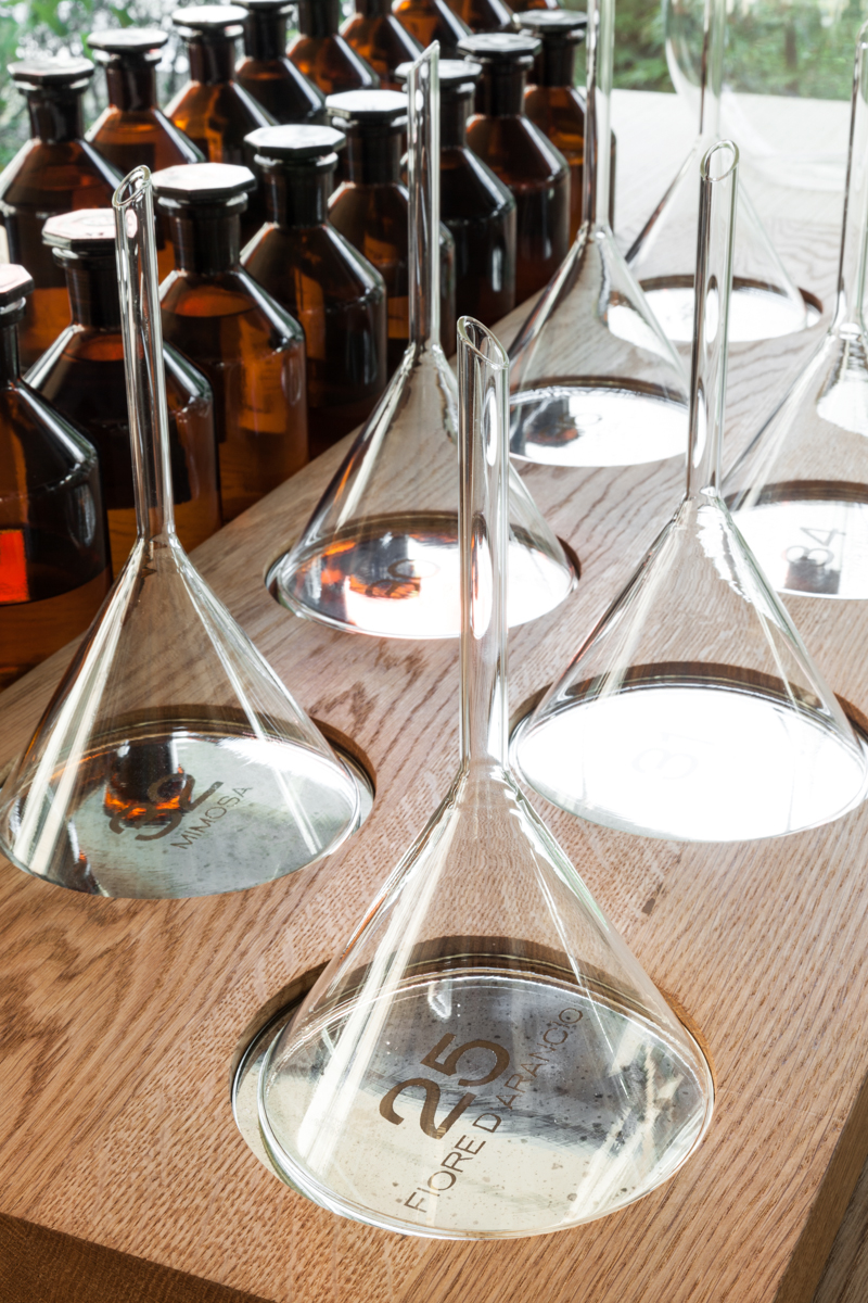 Magna Pars - L'Hotel a Parfum - photo