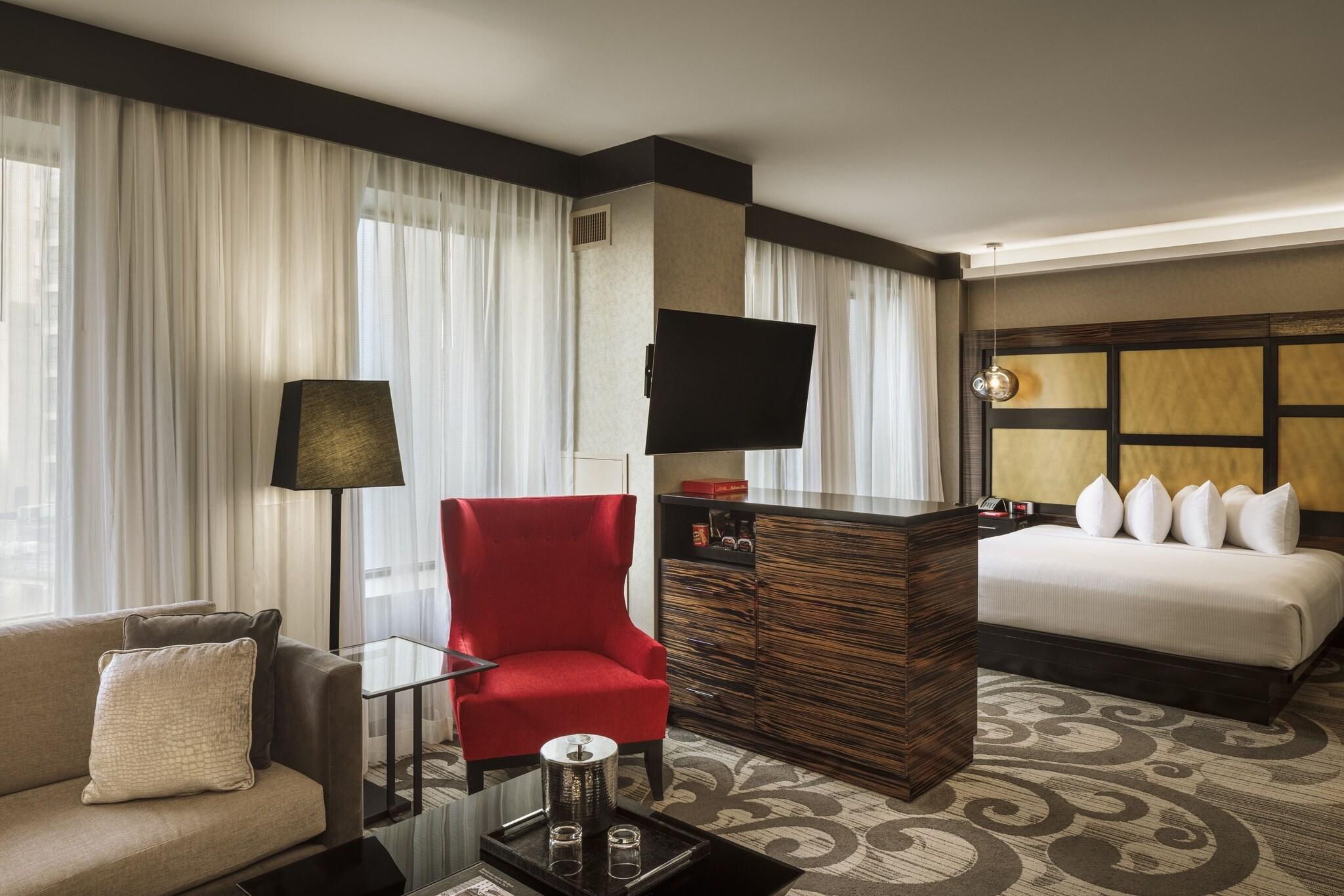 Metropolitan at The 9, Autograph Collection by null