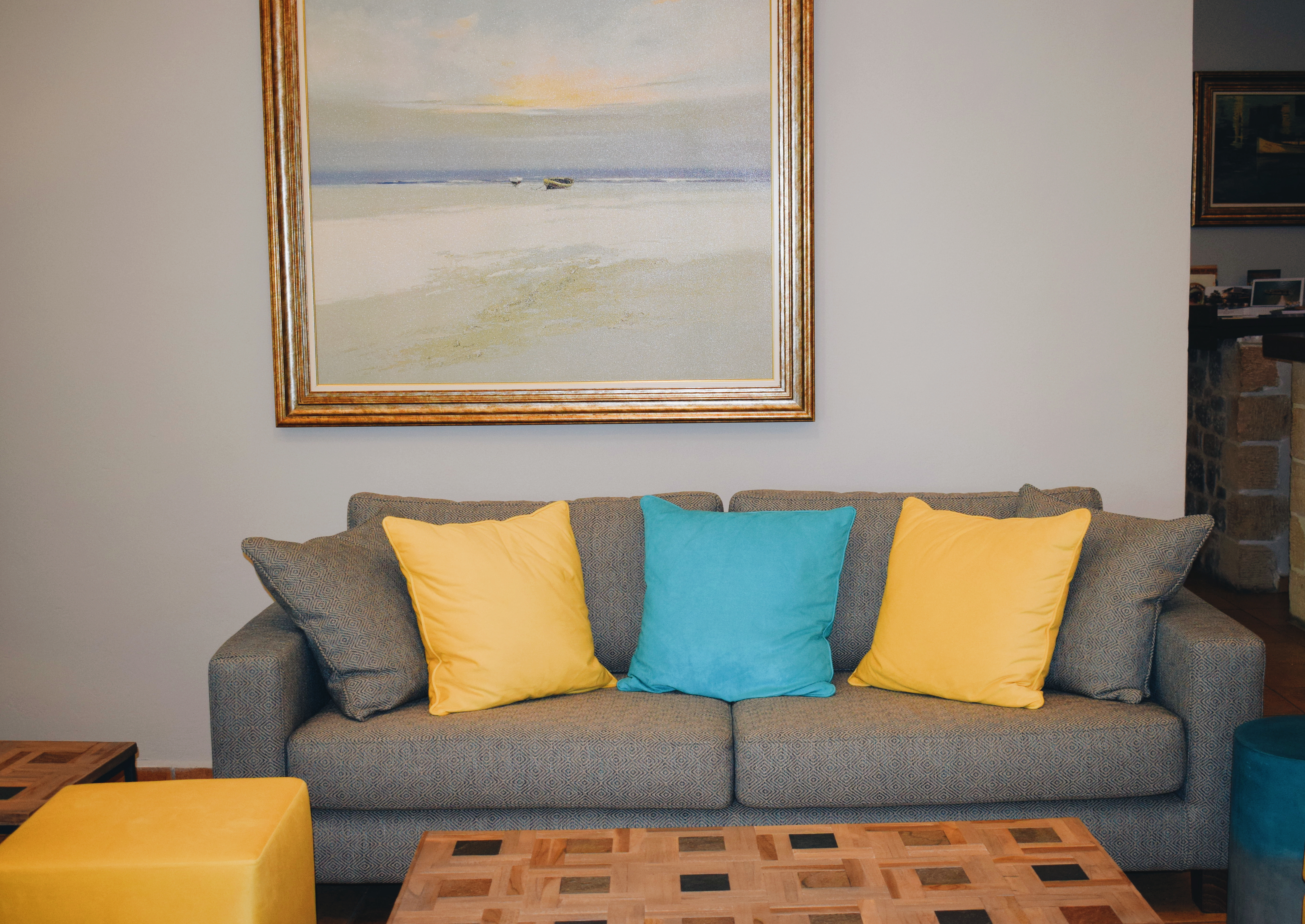 Kastro Maini - Poză