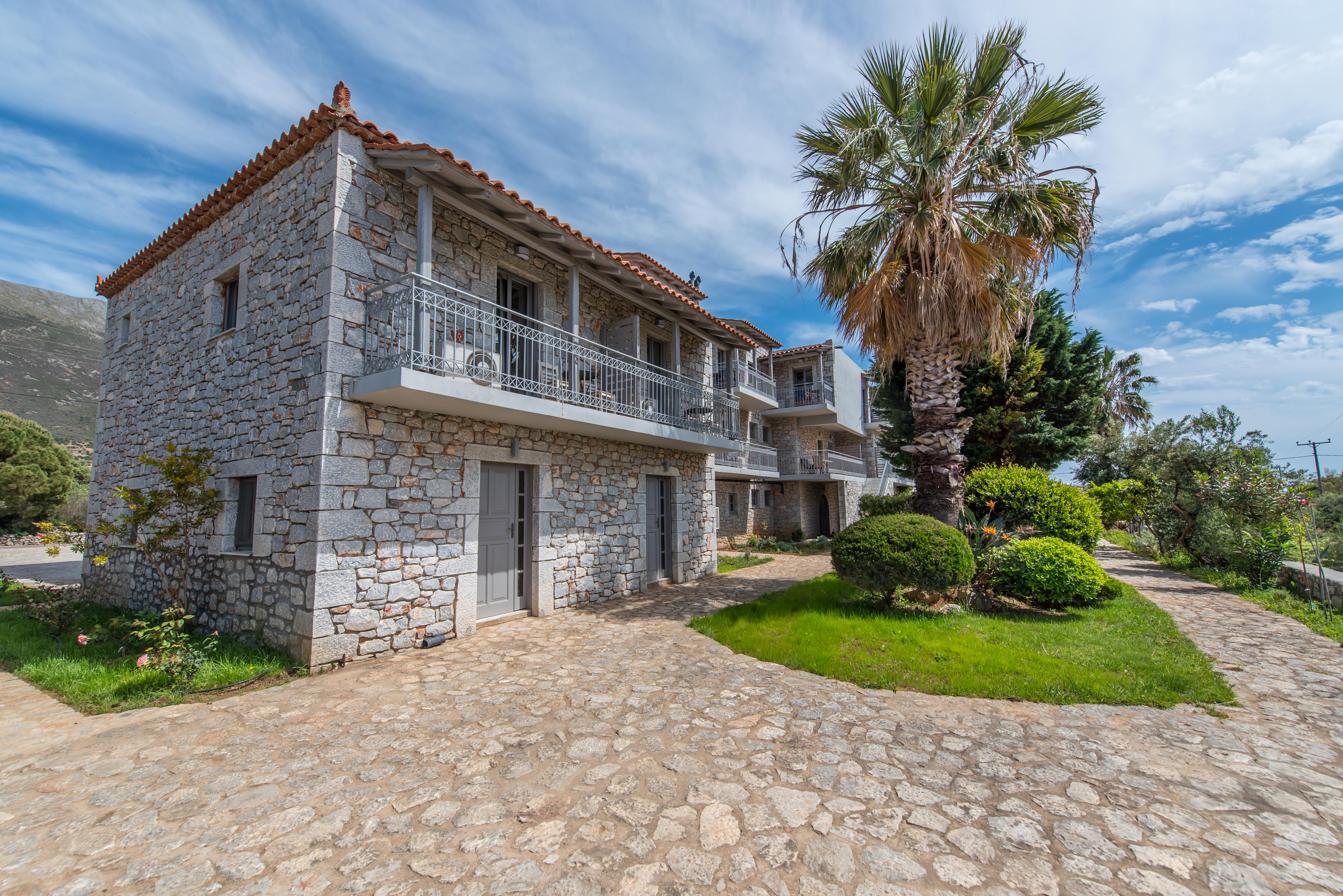 Kastro Maini - Poză