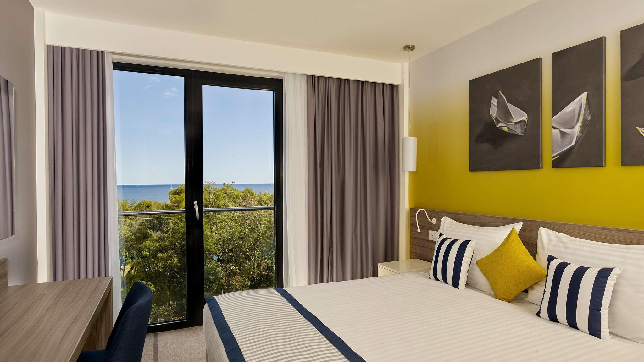 Park Plaza Arena Pula by null