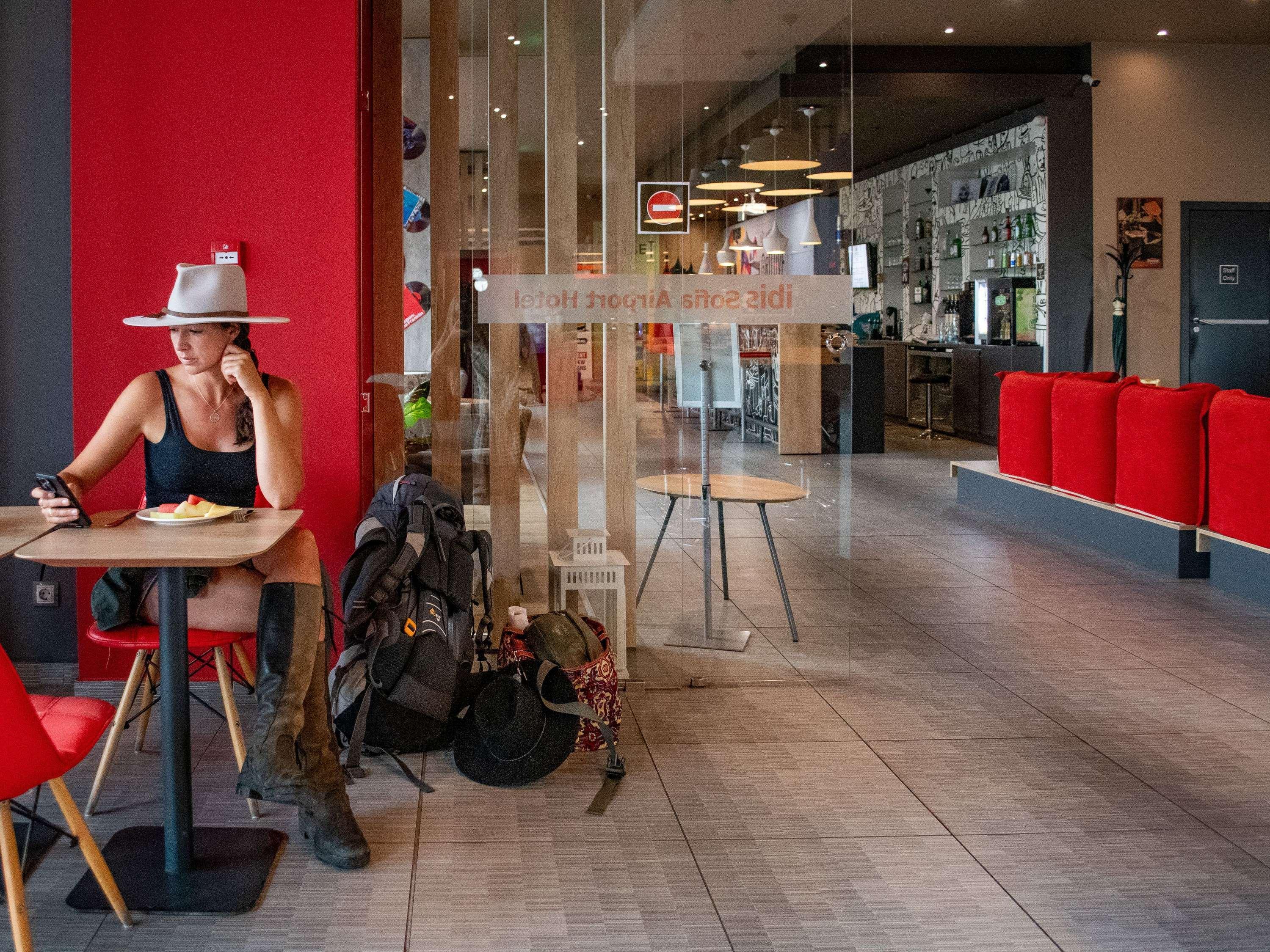 ibis Sofia Airport - photo