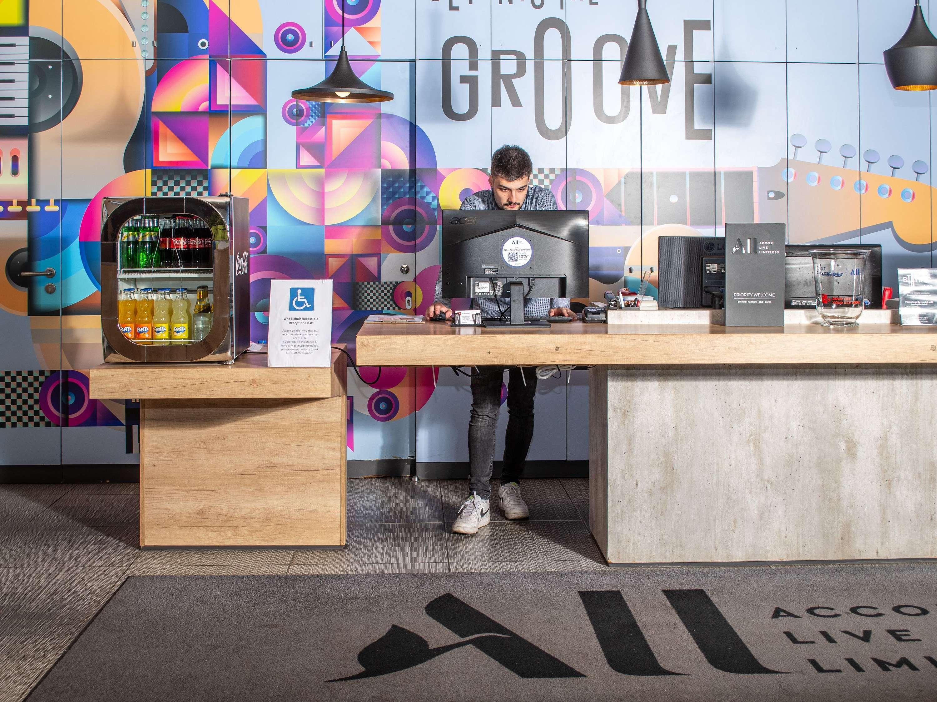 ibis Sofia Airport - photo