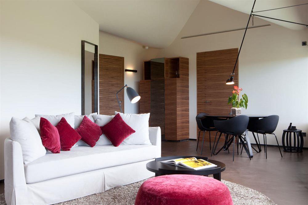 Cava & Hotel Mastinell by null