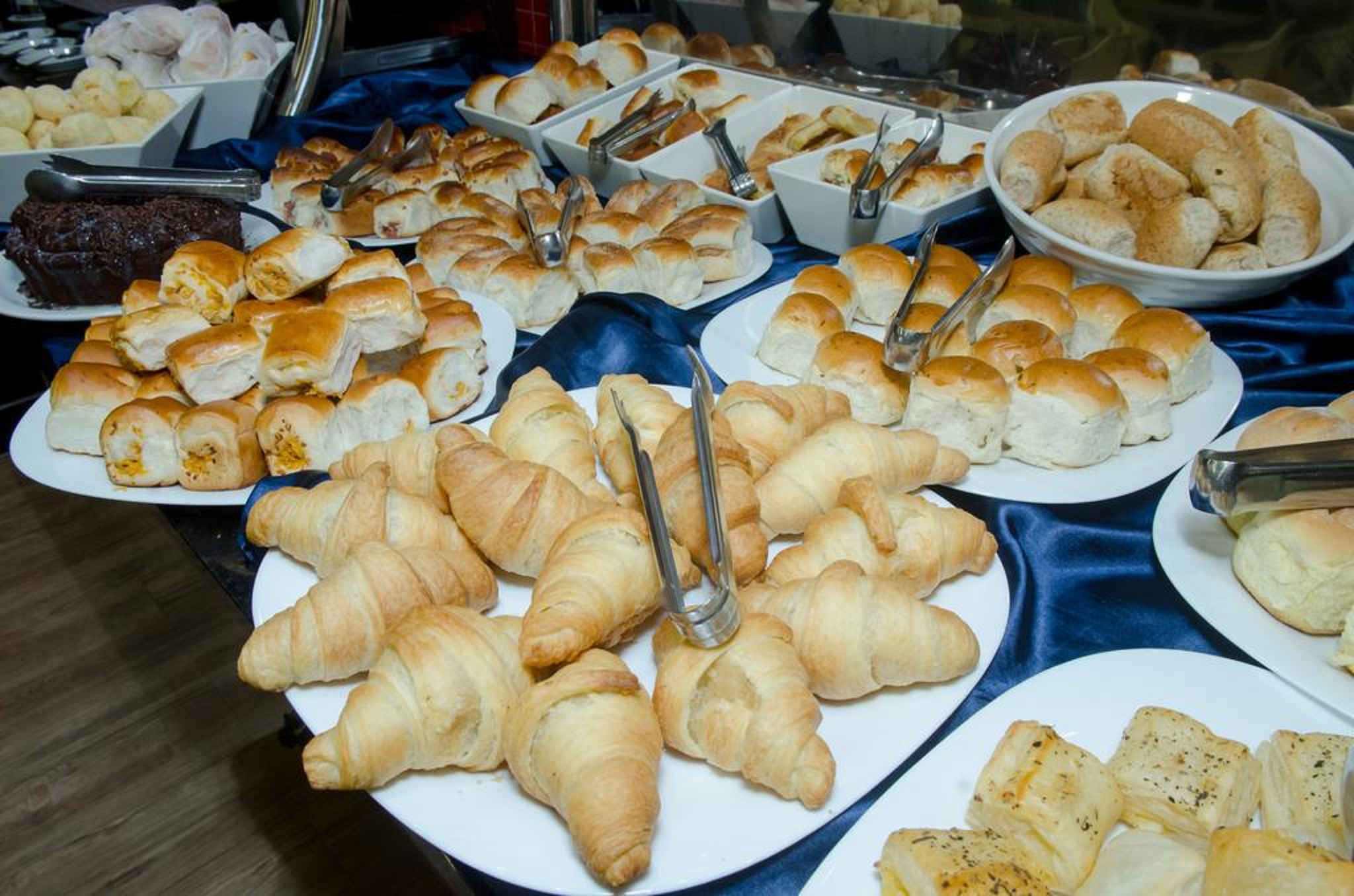 Impar Suites Expominas Hotel
