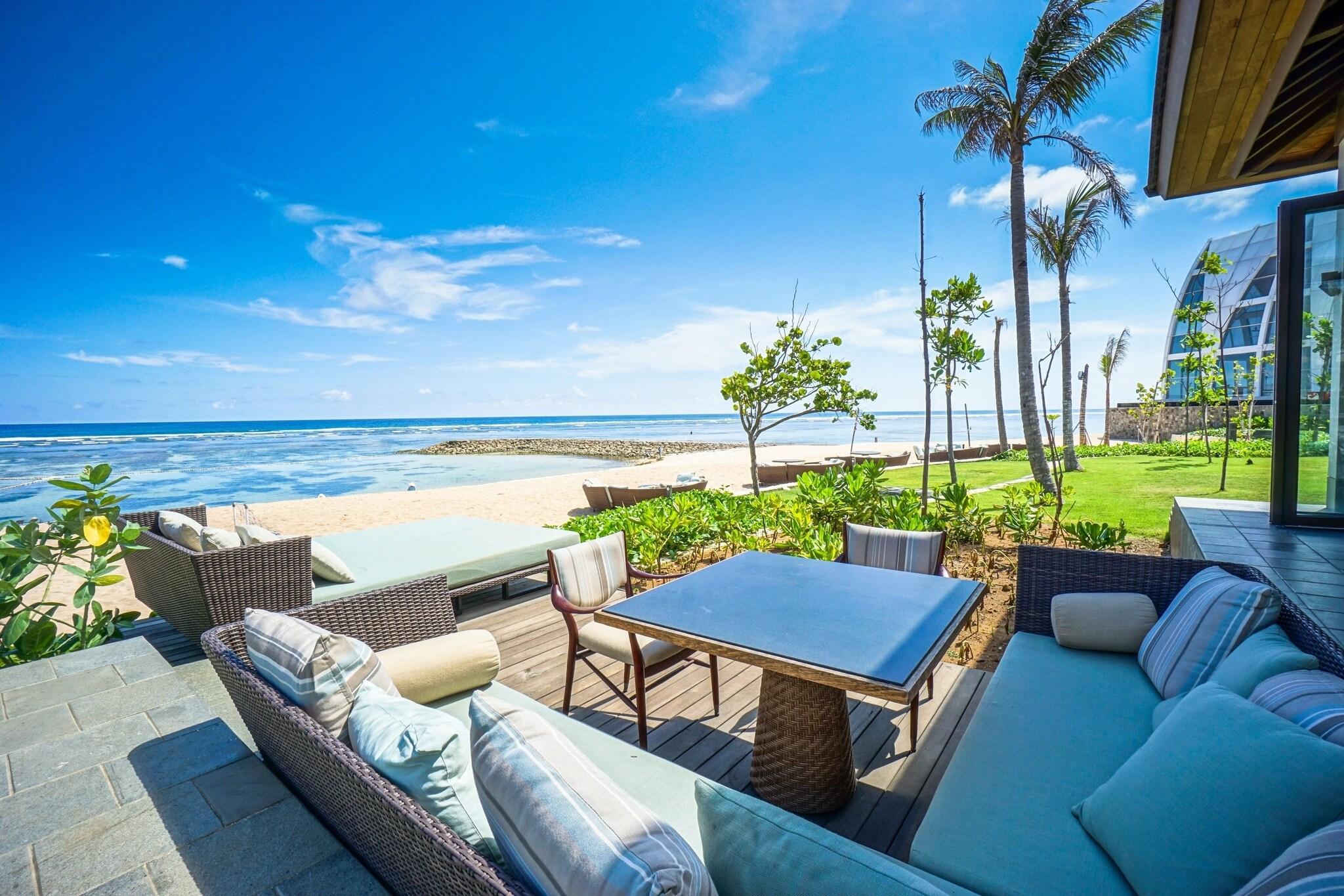 The Ritz-Carlton, Bali by null