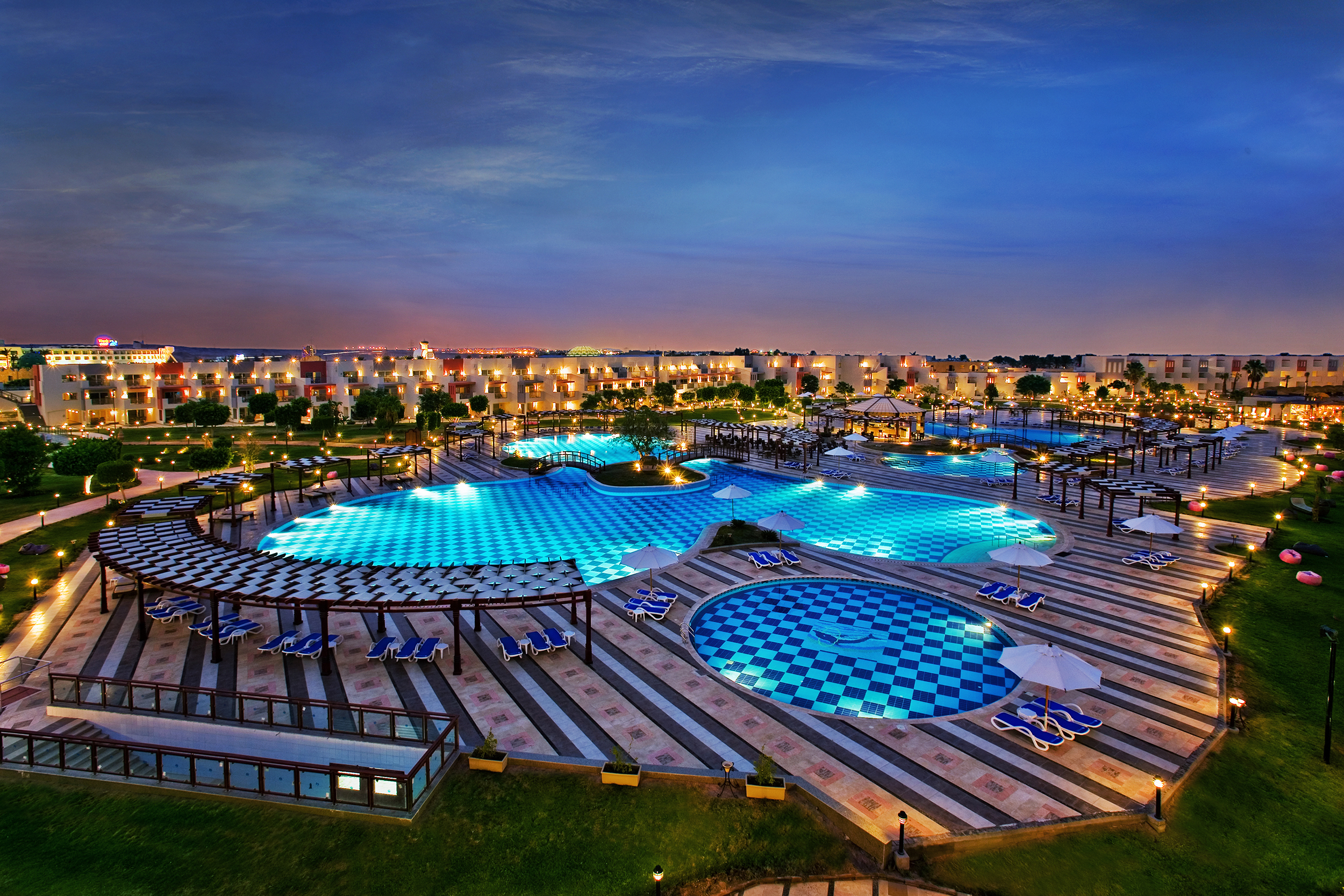 Sunrise Crystal Bay Resort -Grand Select- - attēls