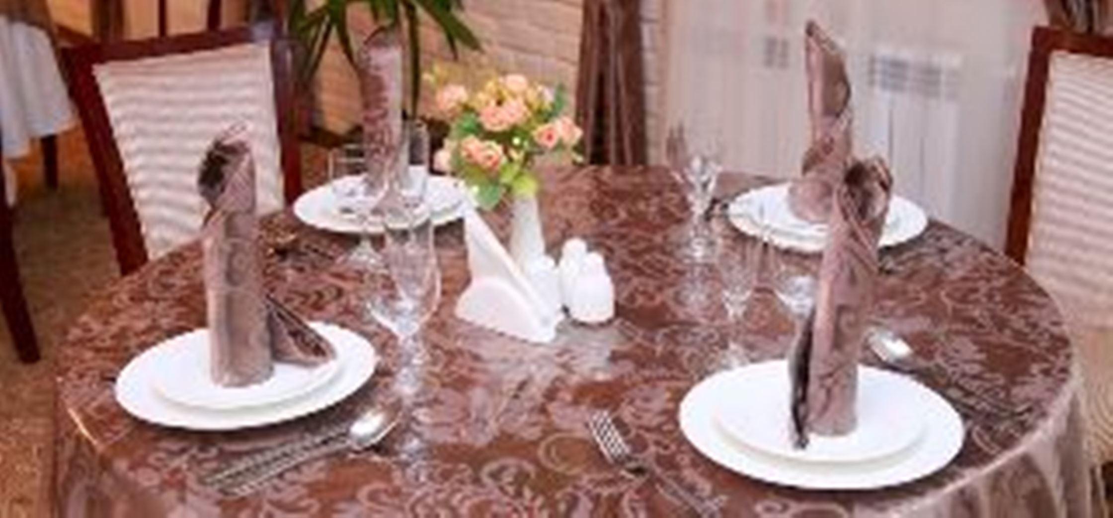 Grand Hotel Zarafshan In Fiez Navoi