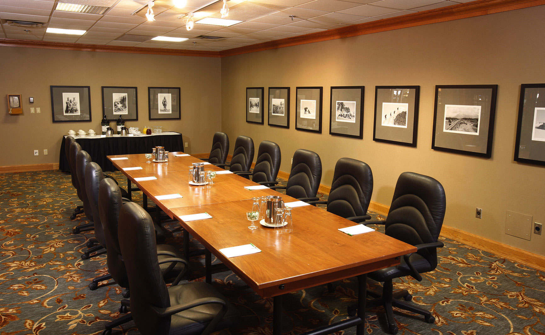 Banff Park Lodge Resort Hotel & Conference Centre by null