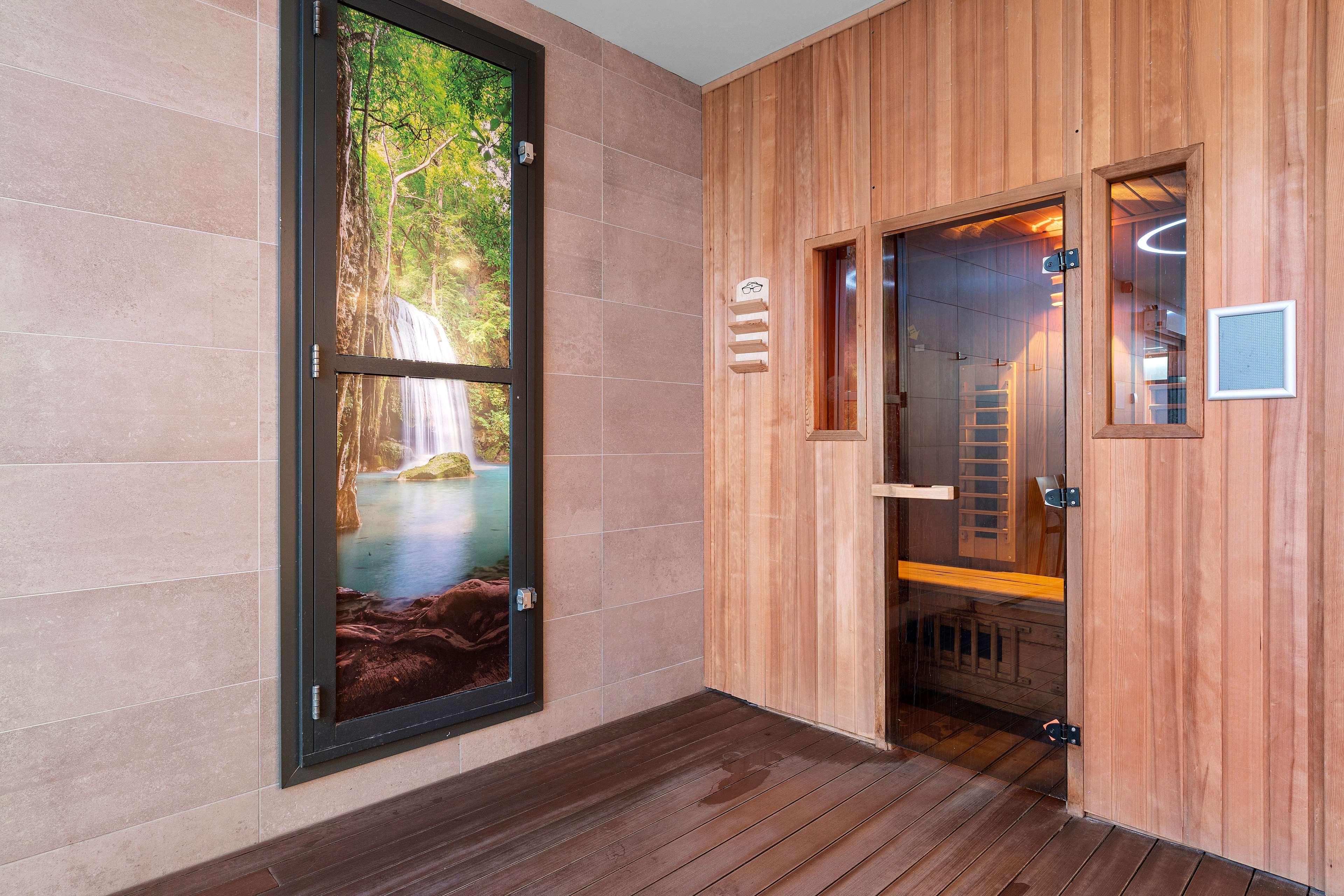 Corendon Amsterdam New-West, a Tribute Portfolio Hotel by null