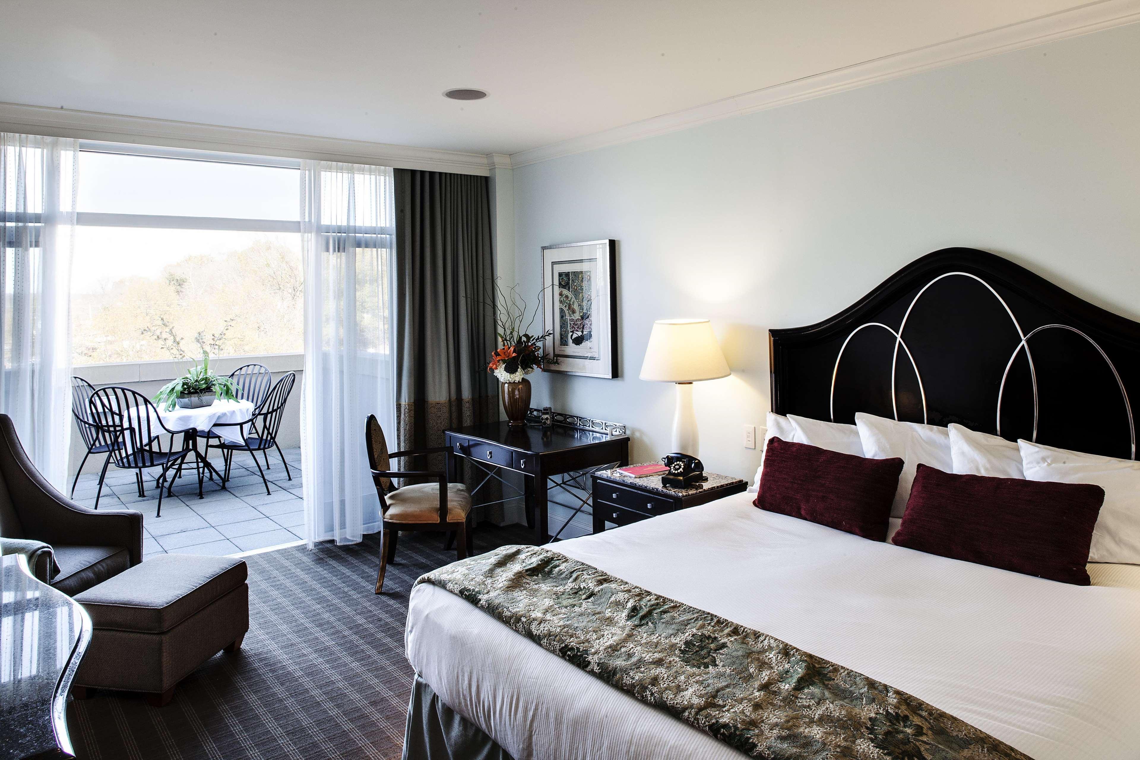 Graduate by Hilton Chapel Hill by null