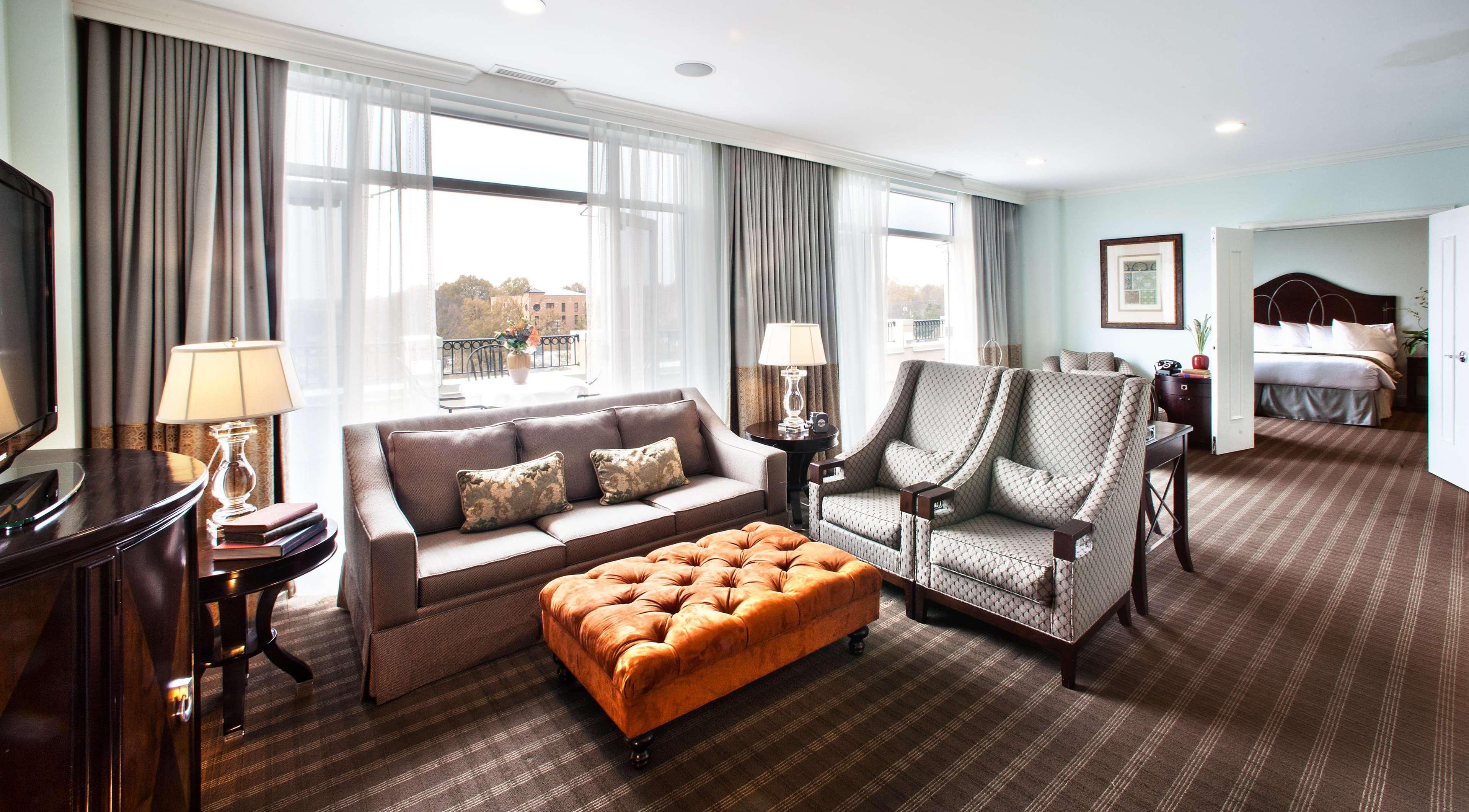 Graduate by Hilton Chapel Hill by null